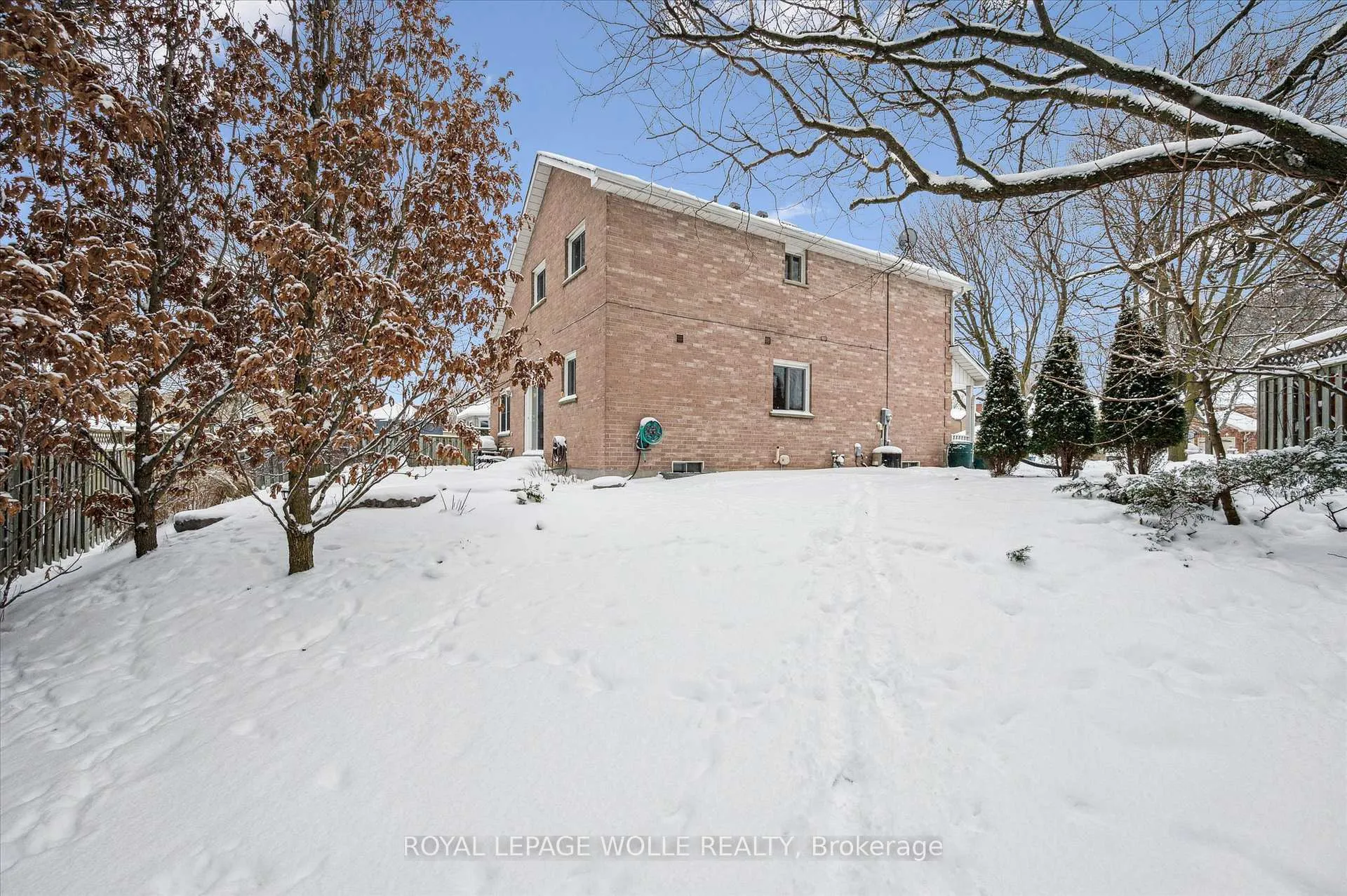 Photo 37 of 14 Bitzer Court, Cambridge — HOMEH