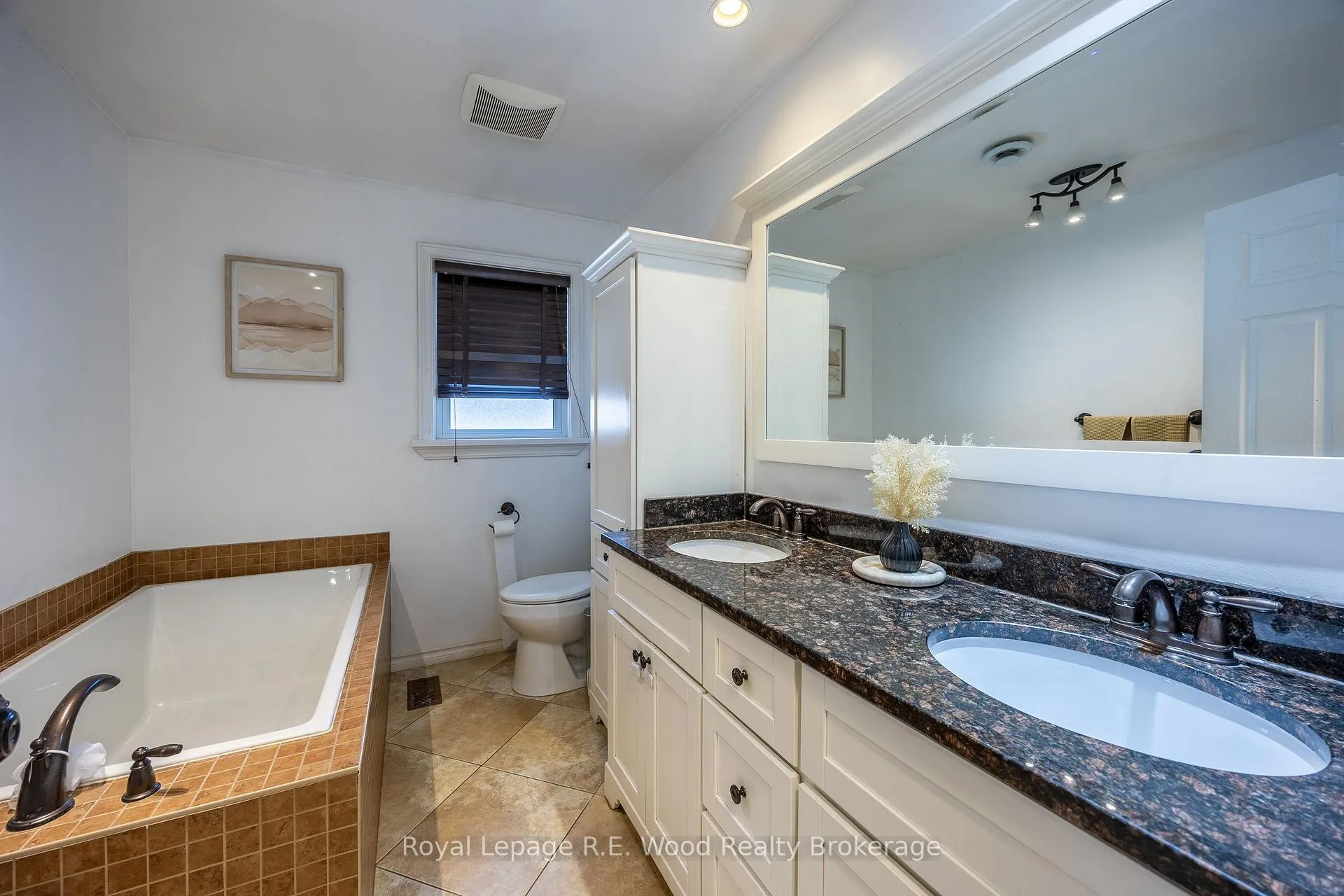 Photo 13 of 146 Lisgar Avenue, Tillsonburg — HOMEH