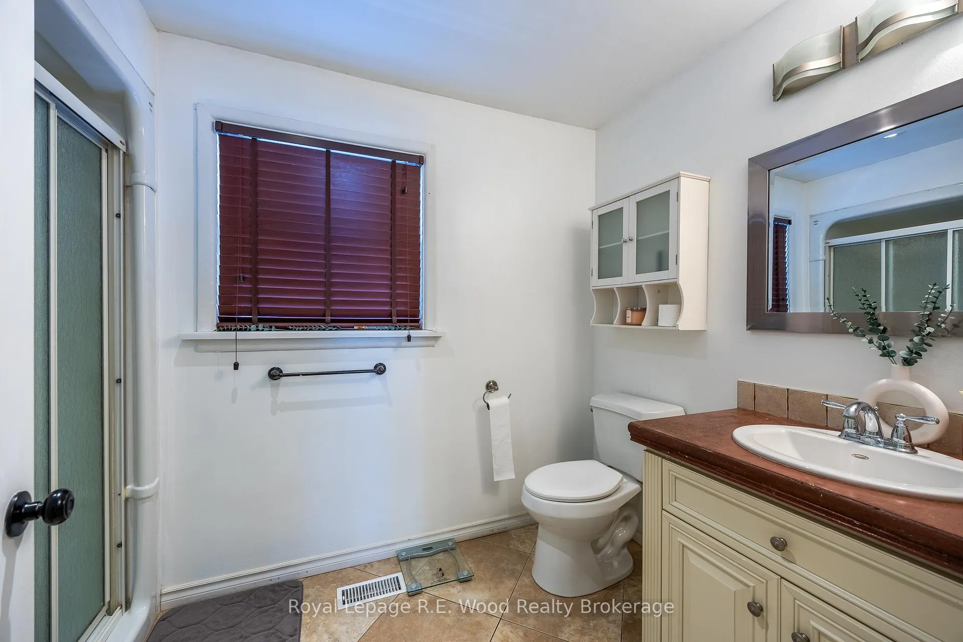 Photo 16 of 146 Lisgar Avenue, Tillsonburg — HOMEH