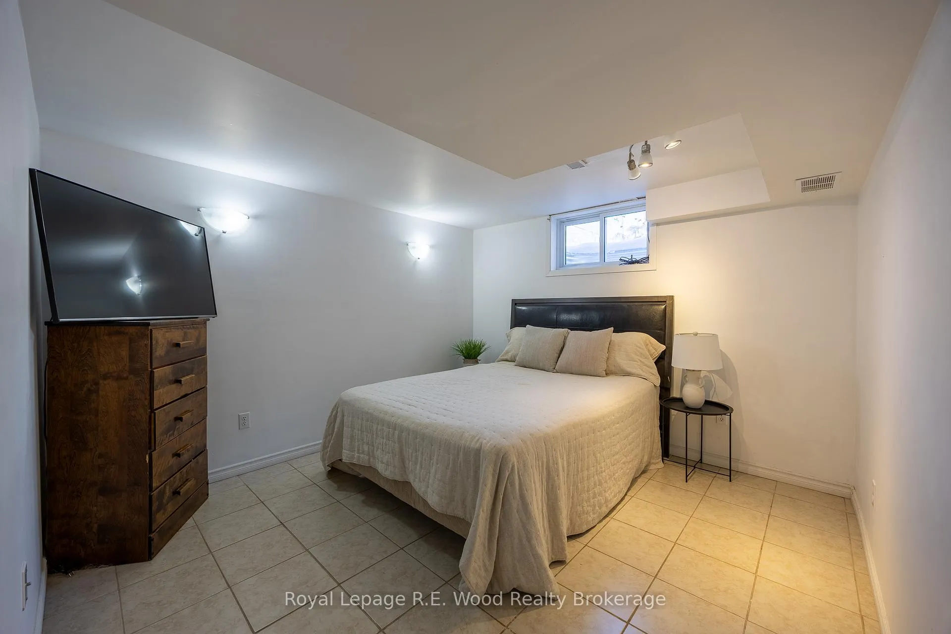 Photo 23 of 146 Lisgar Avenue, Tillsonburg — HOMEH