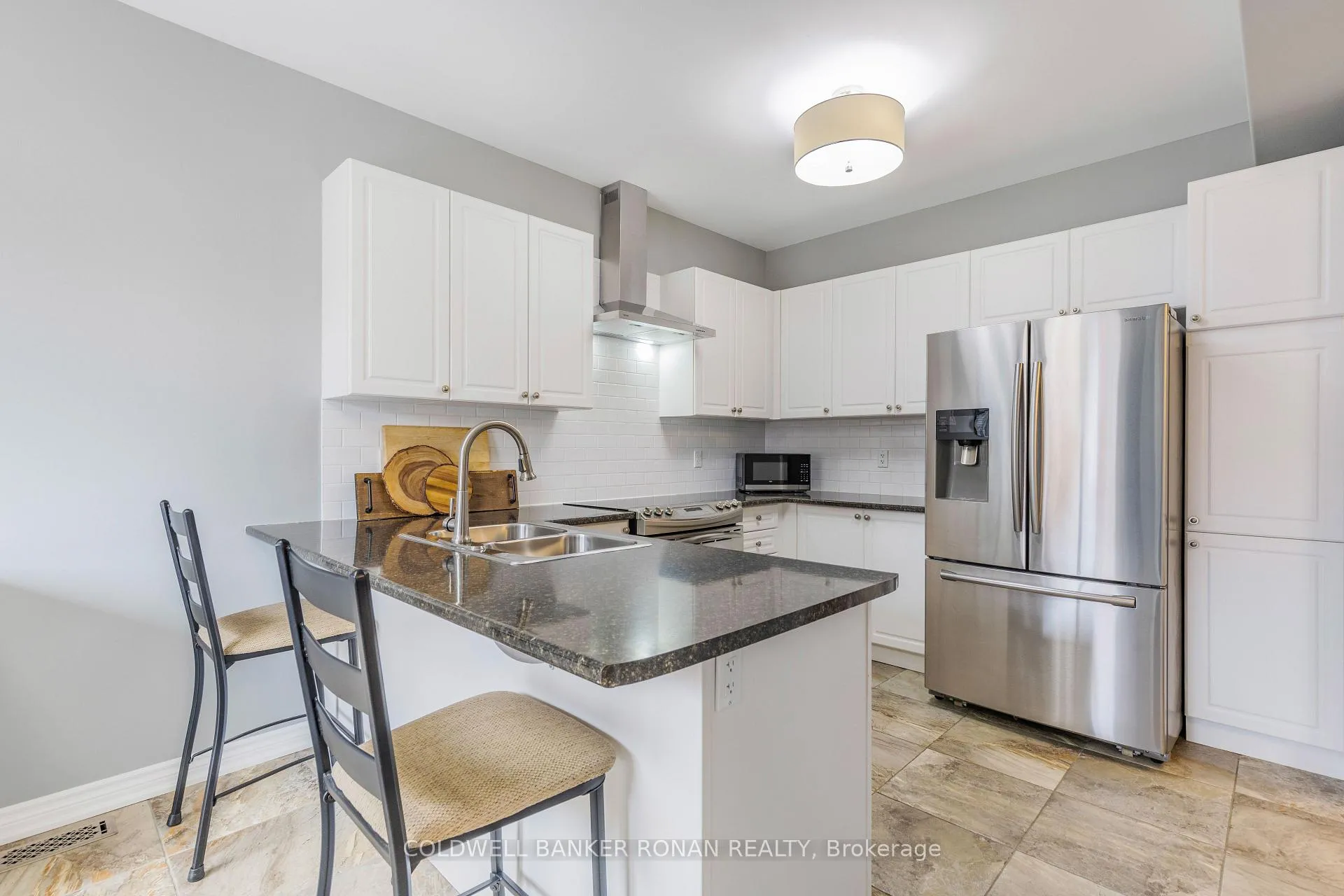 Photo 10 of 1 Scott Drive, New Tecumseth, Alliston — HOMEH