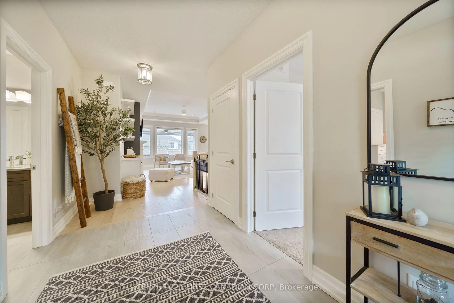 Photo 4 of 2152 Lockwood Crescent, Strathroy-Caradoc, Rural Strathroy-Caradoc — HOMEH