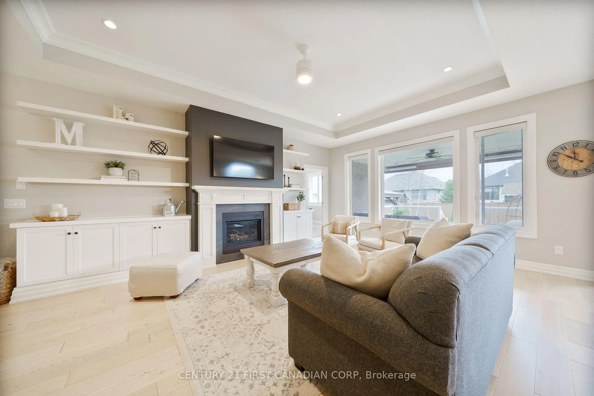 Photo 6 of 2152 Lockwood Crescent, Strathroy-Caradoc, Rural Strathroy-Caradoc — HOMEH