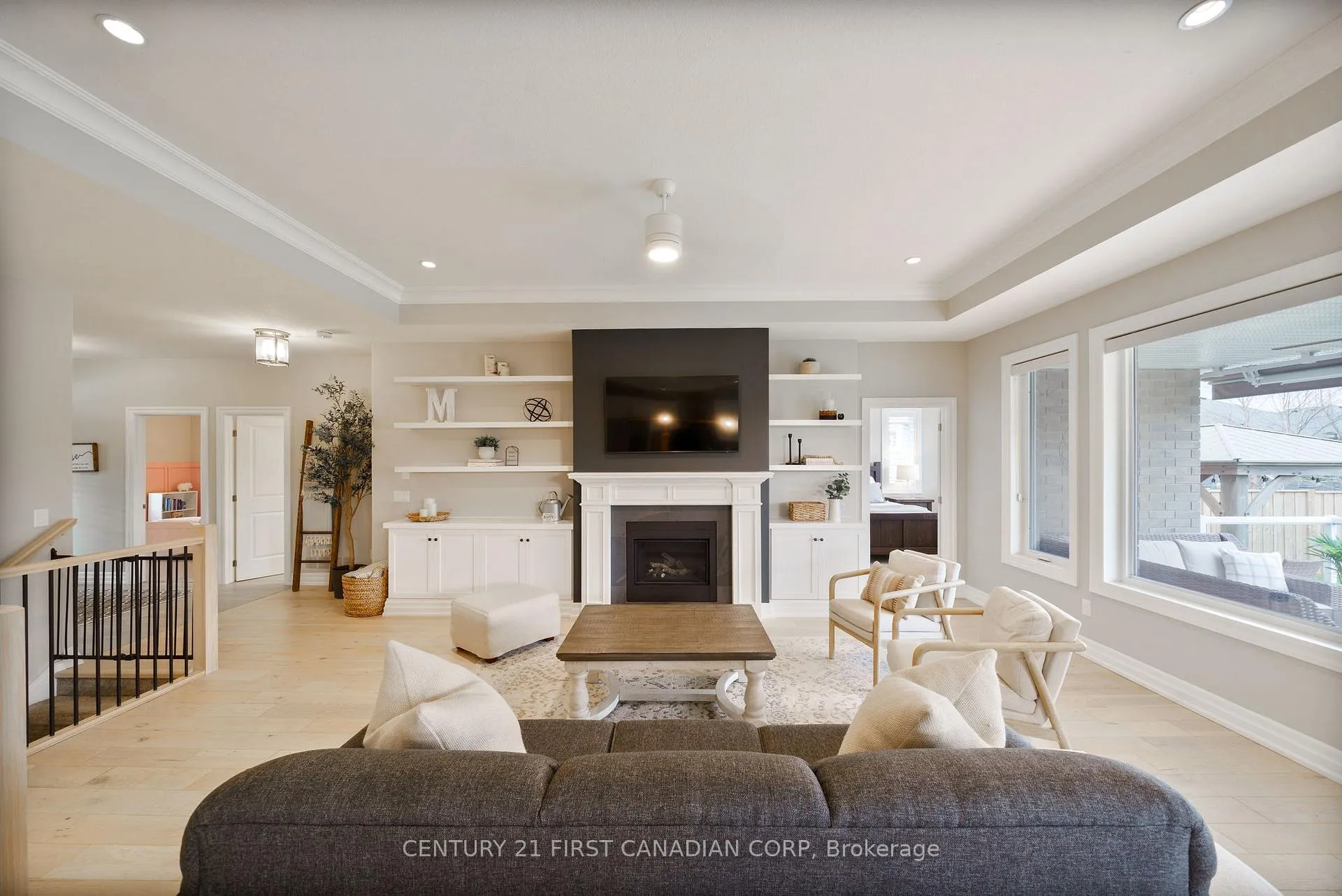 Photo 7 of 2152 Lockwood Crescent, Strathroy-Caradoc, Rural Strathroy-Caradoc — HOMEH