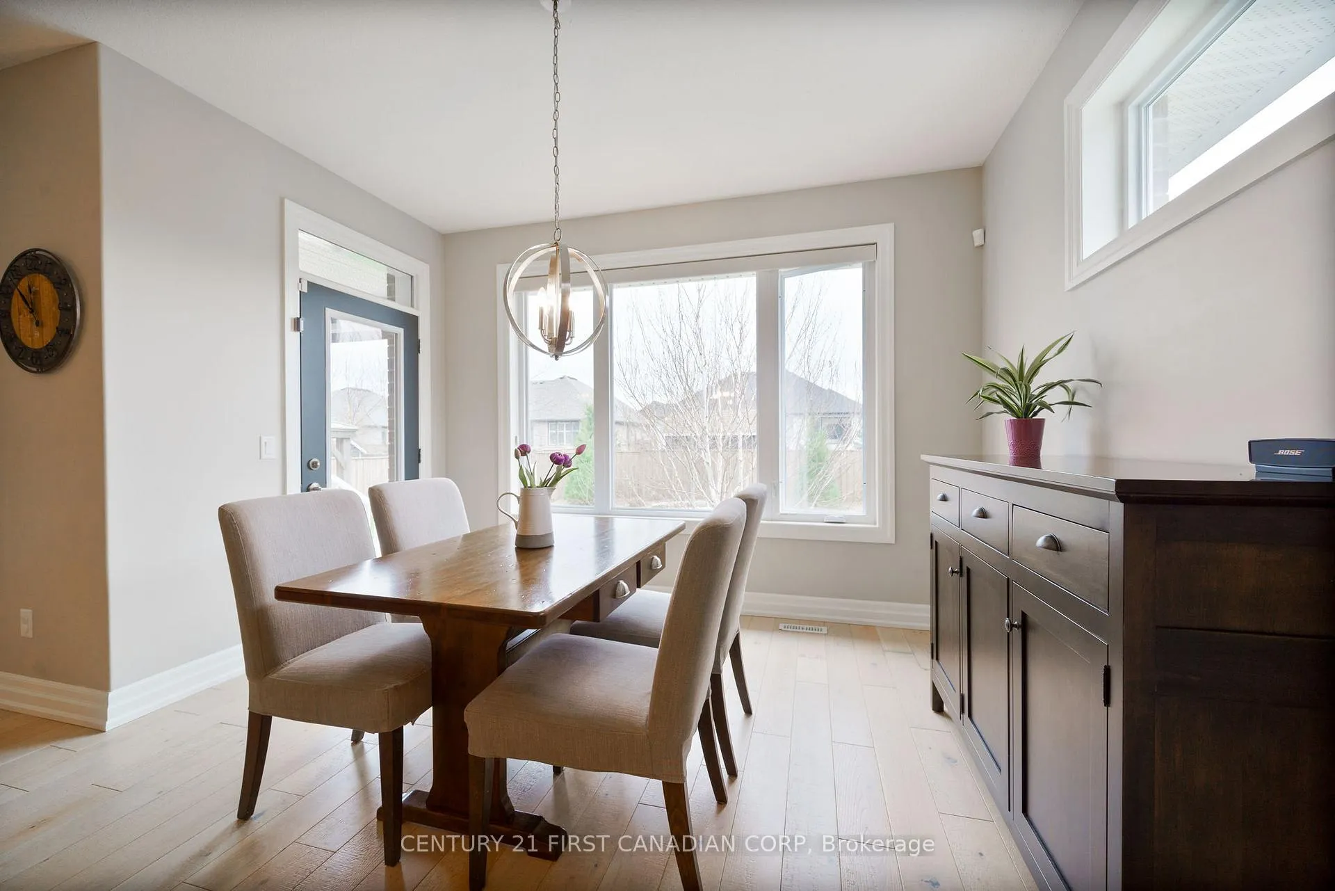 Photo 10 of 2152 Lockwood Crescent, Strathroy-Caradoc, Rural Strathroy-Caradoc — HOMEH