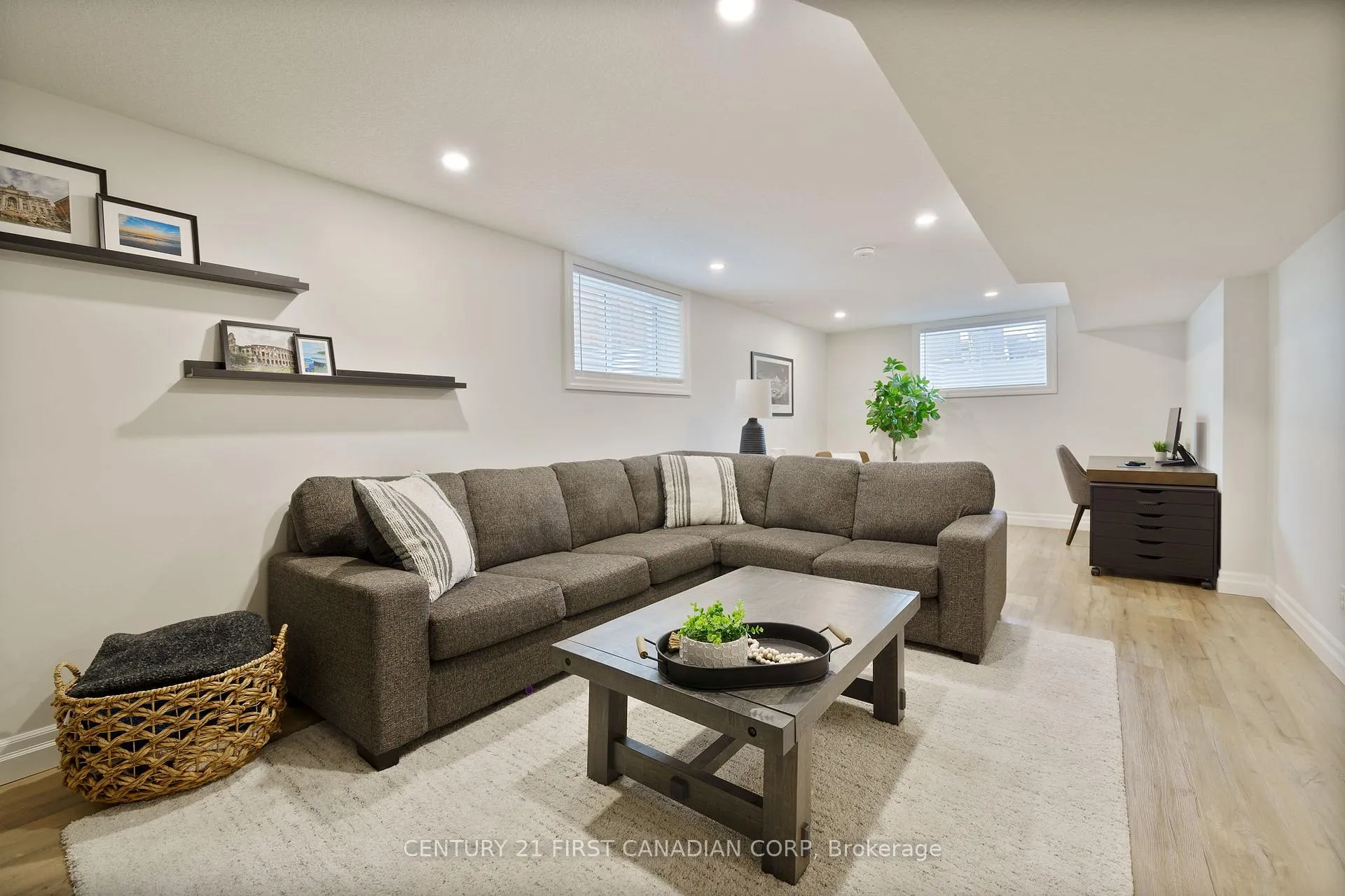 Photo 26 of 2152 Lockwood Crescent, Strathroy-Caradoc, Rural Strathroy-Caradoc — HOMEH