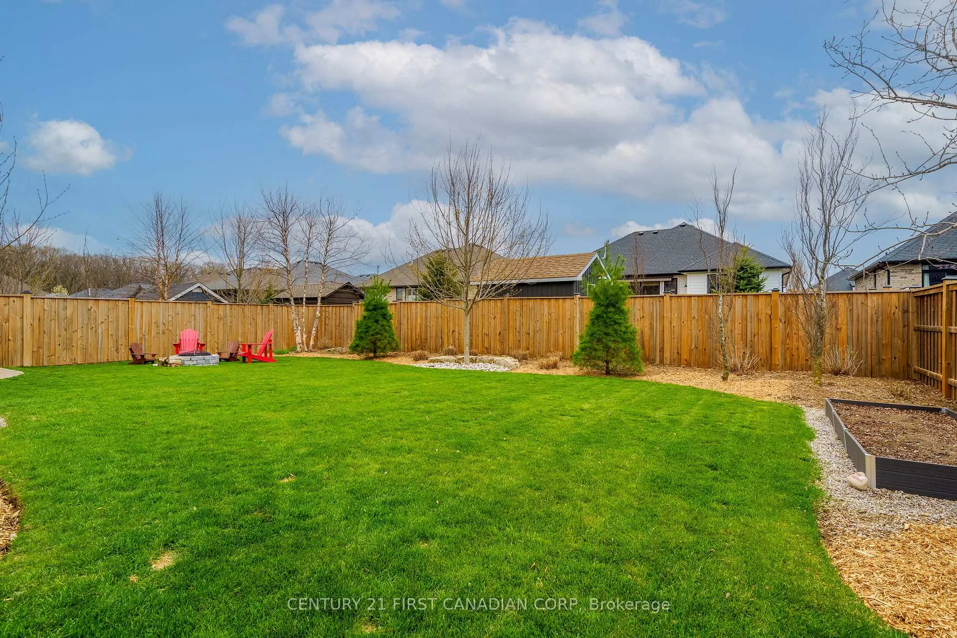 Photo 38 of 2152 Lockwood Crescent, Strathroy-Caradoc, Rural Strathroy-Caradoc — HOMEH