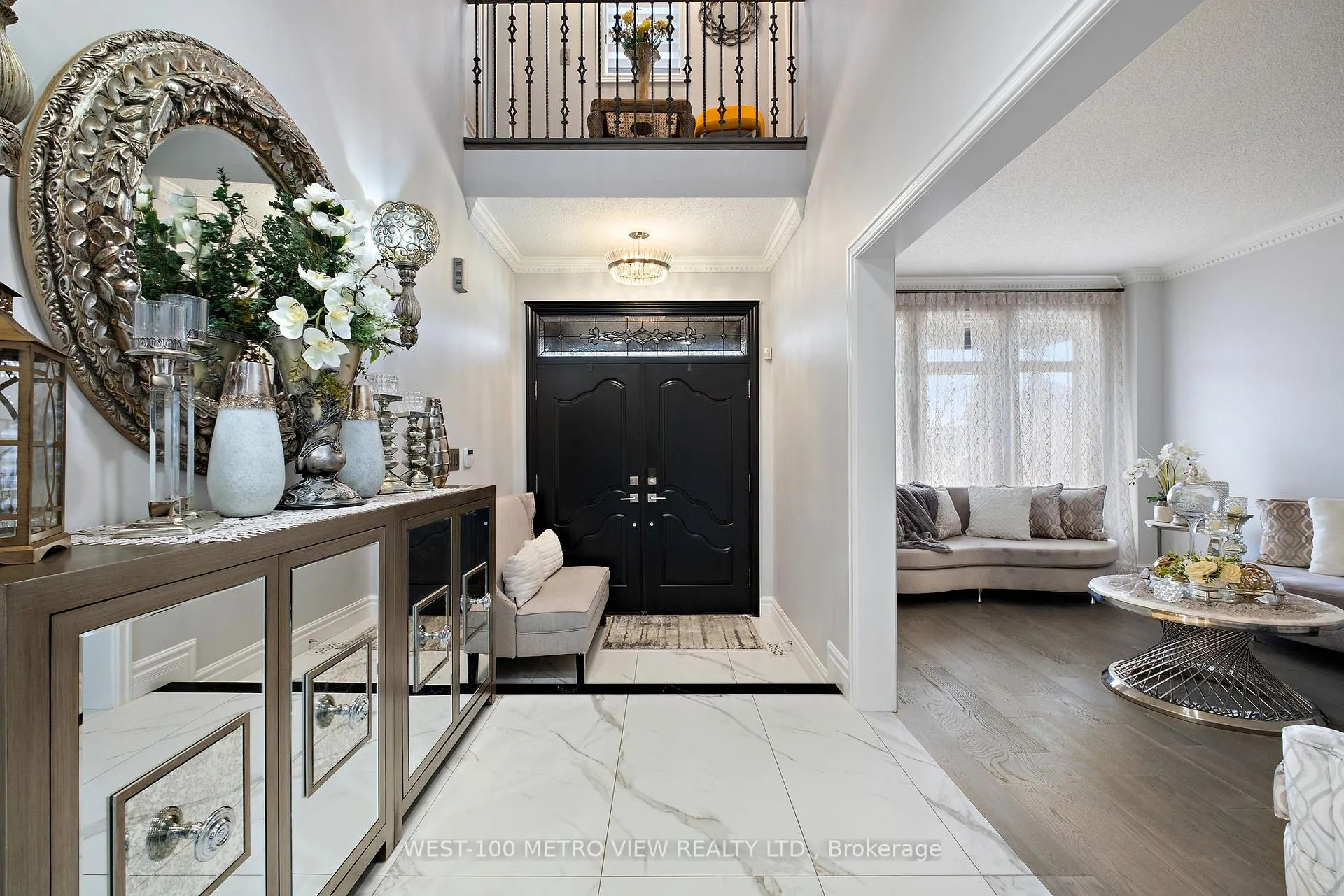Photo 4 of 54 Granary Road, Vaughan, Kleinburg — HOMEH