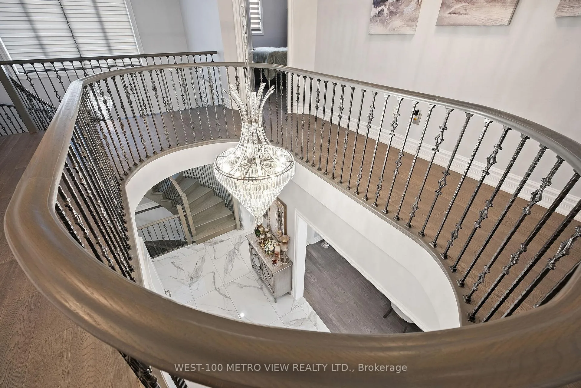 Photo 24 of 54 Granary Road, Vaughan, Kleinburg — HOMEH