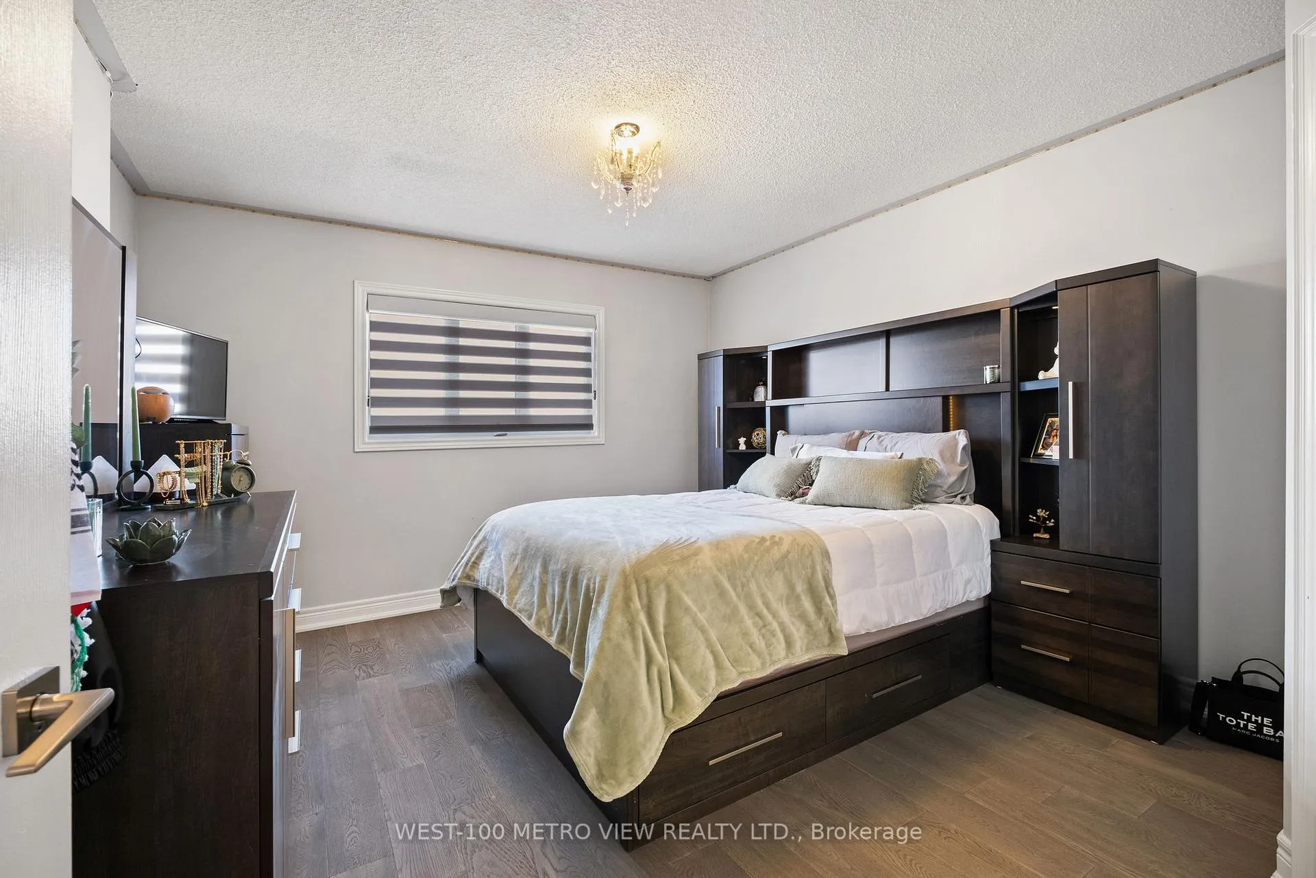 Photo 25 of 54 Granary Road, Vaughan, Kleinburg — HOMEH
