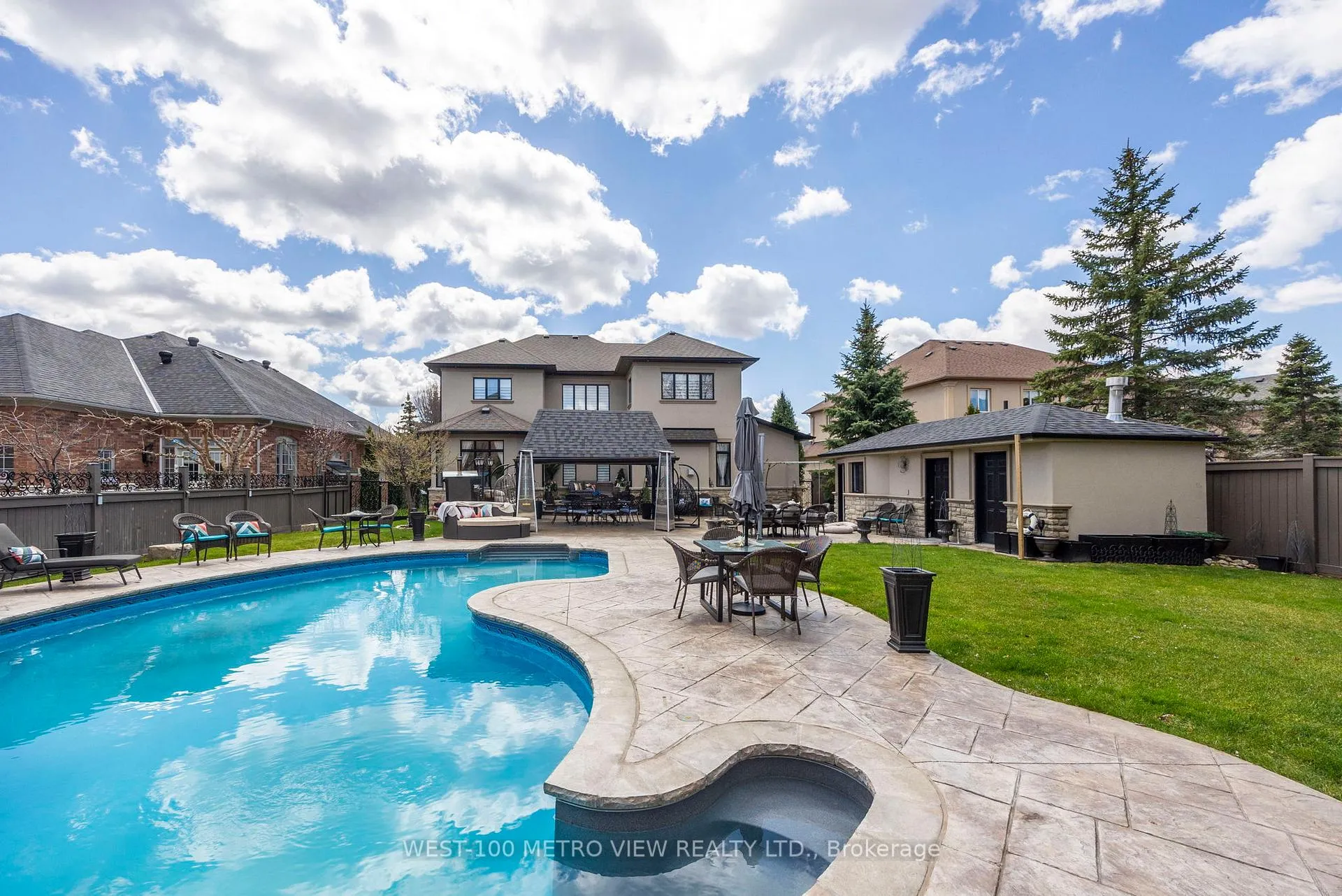 Photo 31 of 54 Granary Road, Vaughan, Kleinburg — HOMEH