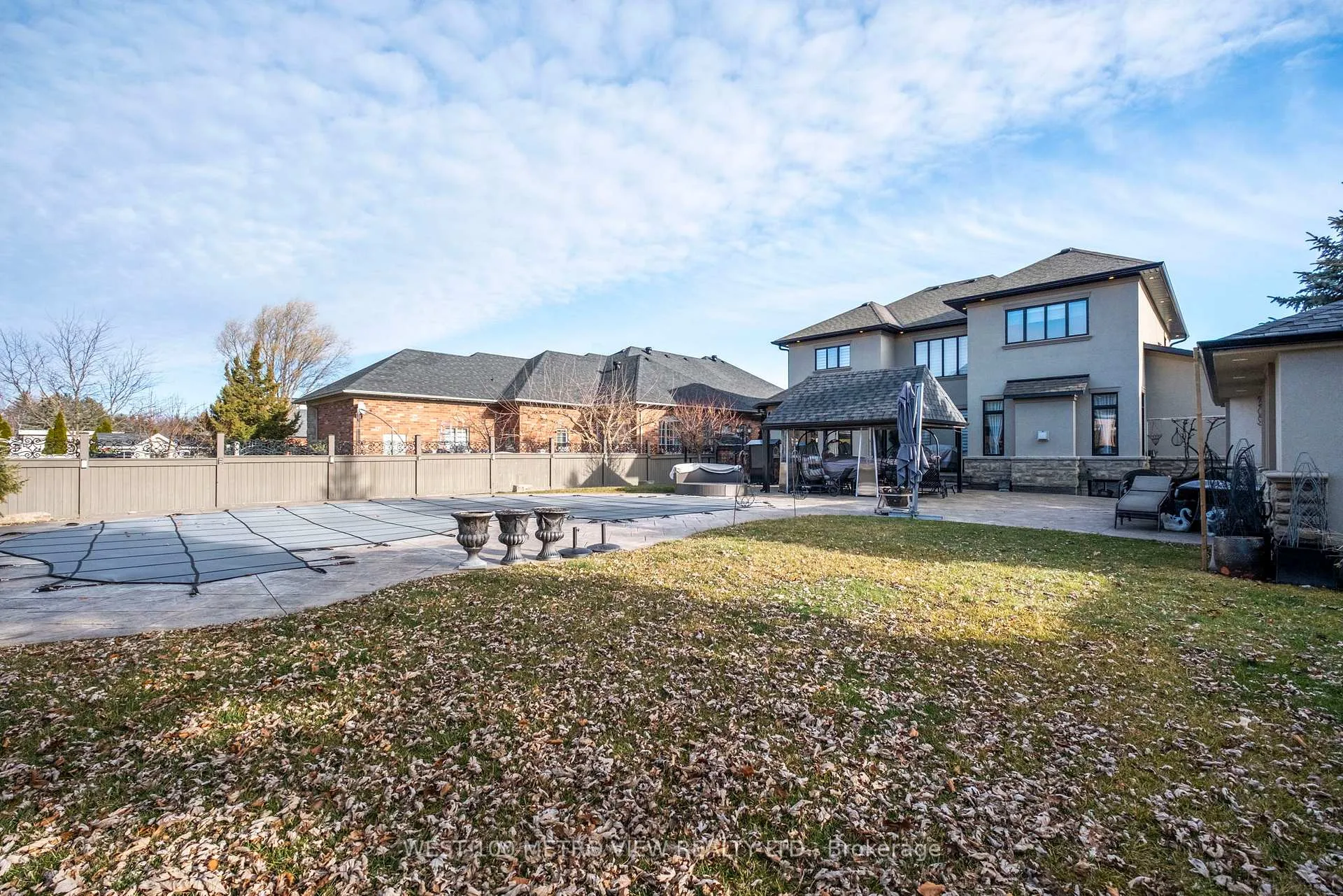 Photo 36 of 54 Granary Road, Vaughan, Kleinburg — HOMEH