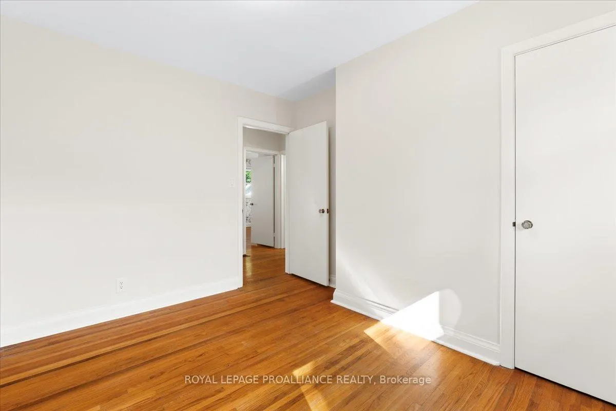 Photo 18 of 64 Southview Avenue, Belleville, Belleville Ward — HOMEH