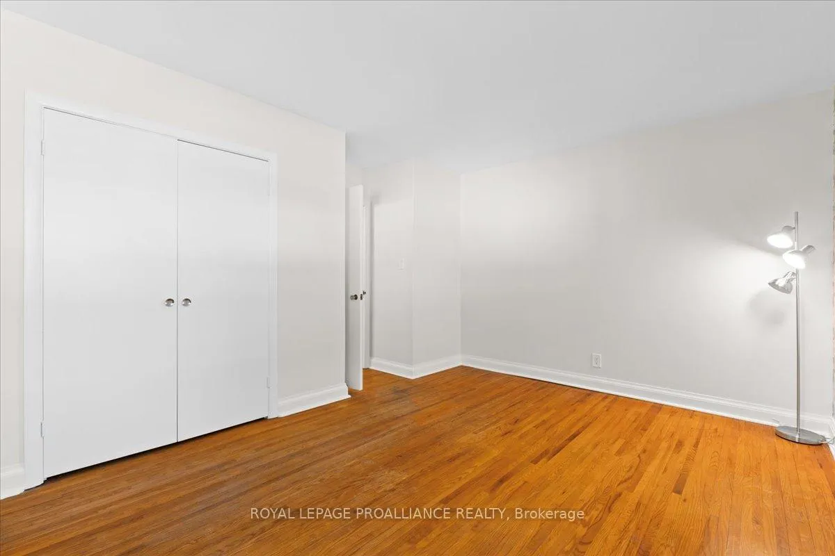 Photo 23 of 64 Southview Avenue, Belleville, Belleville Ward — HOMEH