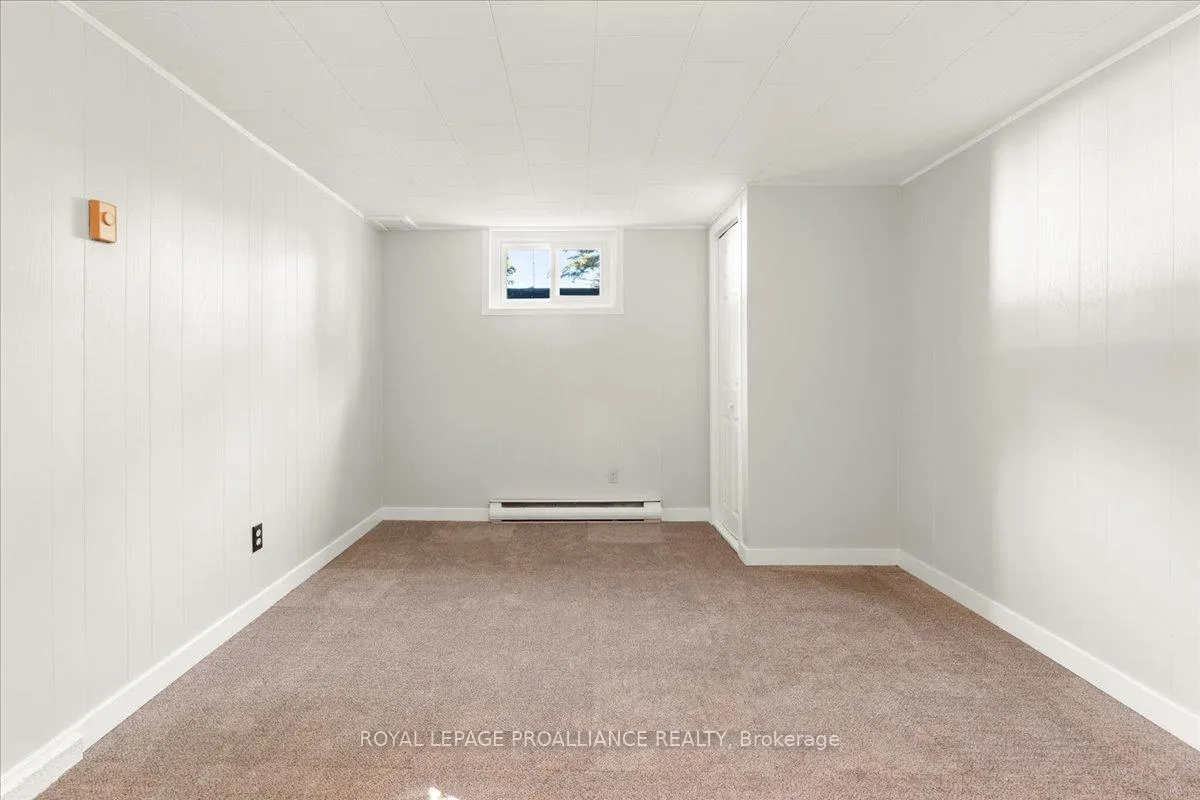 Photo 30 of 64 Southview Avenue, Belleville, Belleville Ward — HOMEH