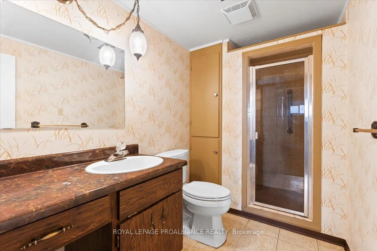Photo 31 of 64 Southview Avenue, Belleville, Belleville Ward — HOMEH