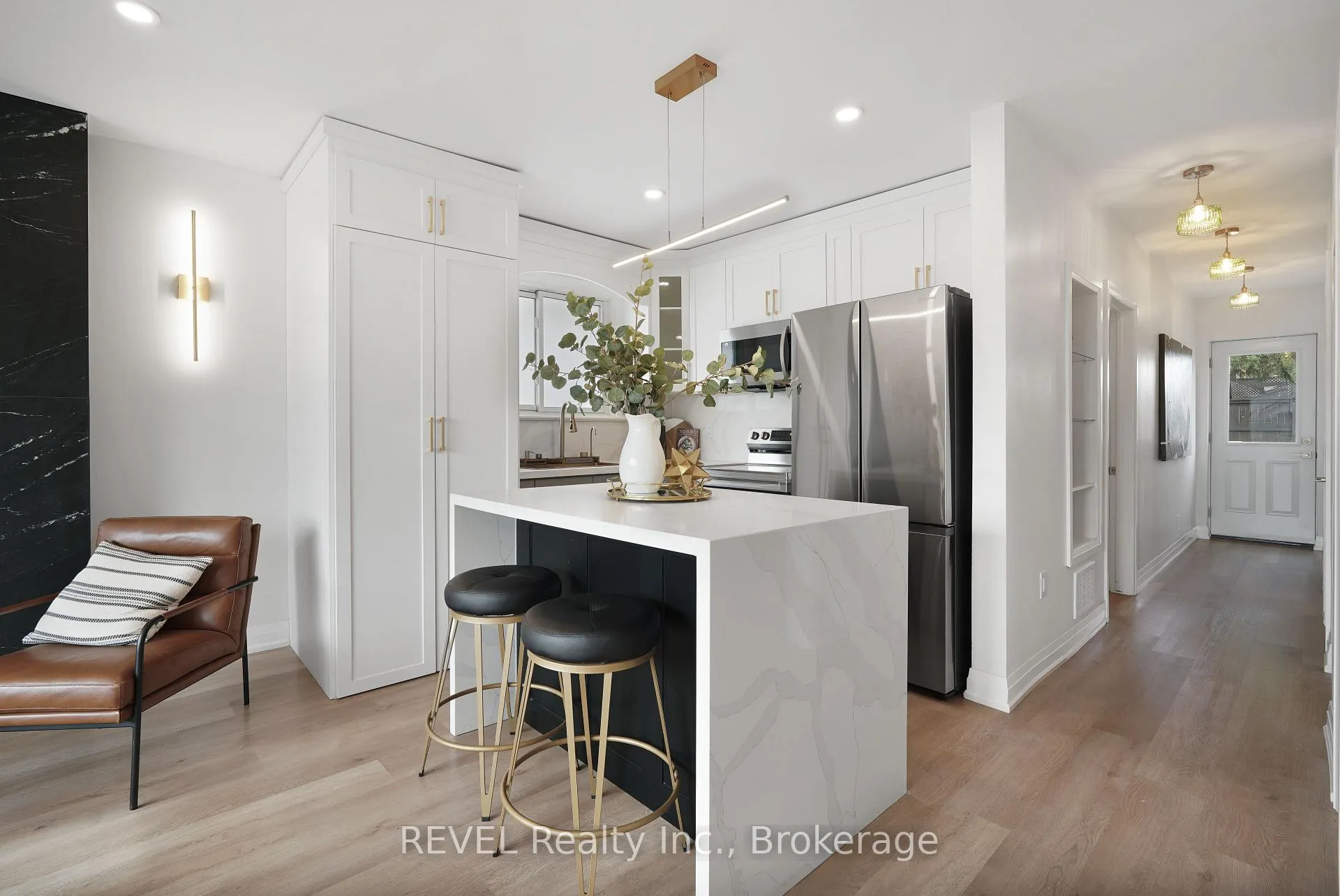 Photo 17 of 6483 Monroe Street, Niagara Falls, Dorchester — HOMEH