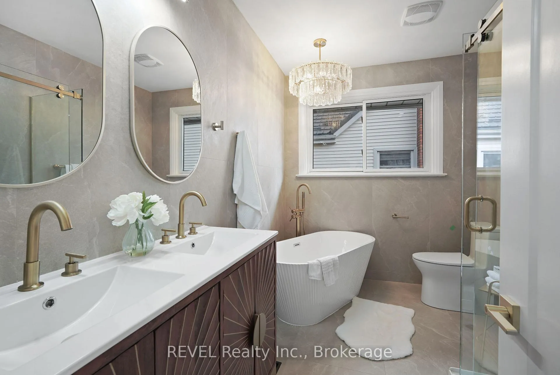Photo 22 of 6483 Monroe Street, Niagara Falls, Dorchester — HOMEH