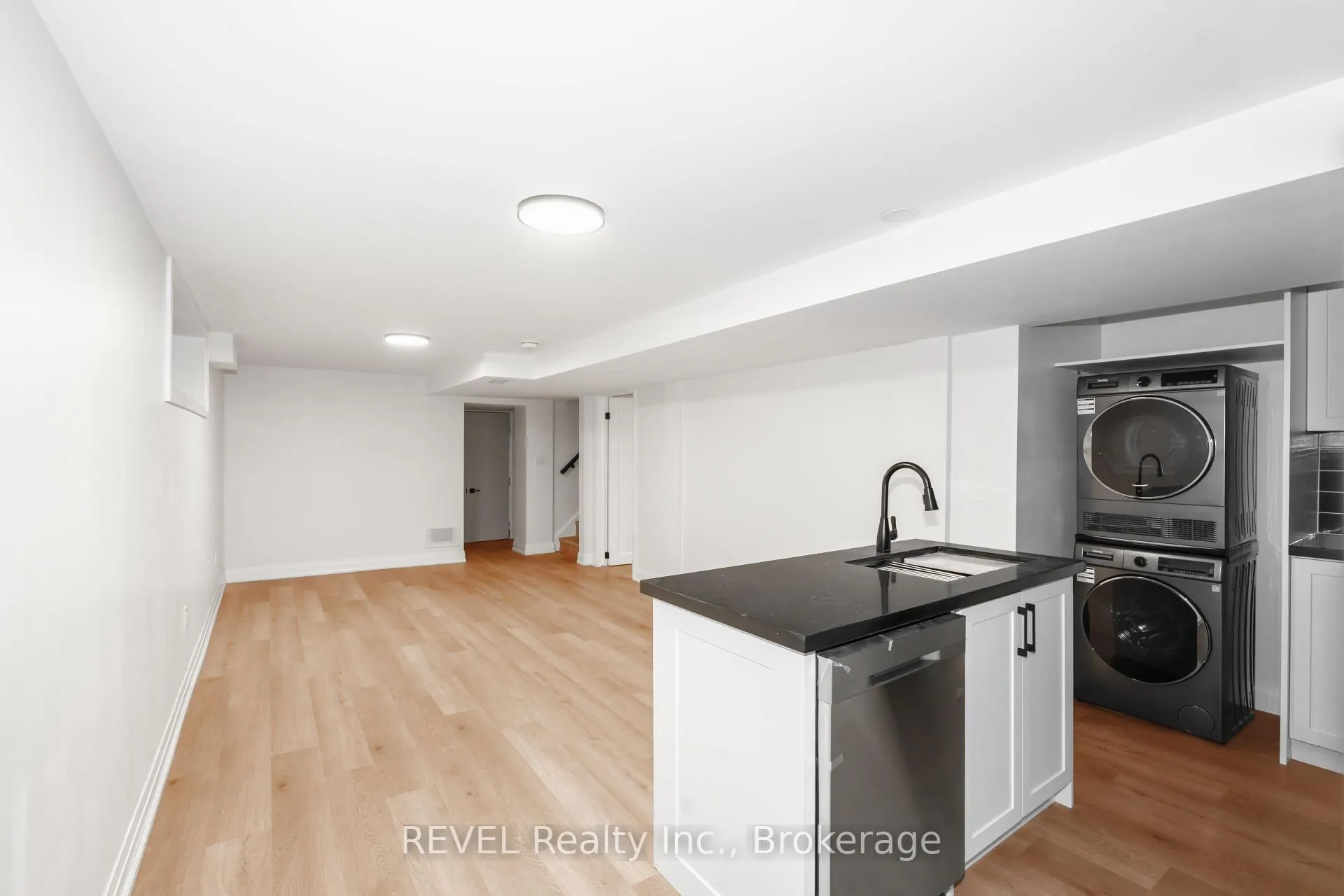 Photo 42 of 6483 Monroe Street, Niagara Falls, Dorchester — HOMEH