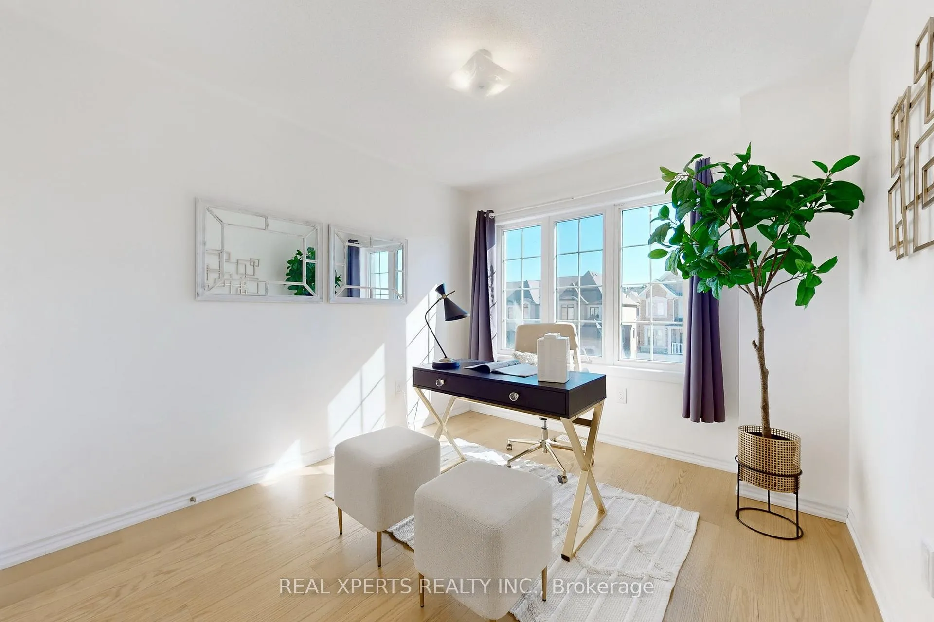 Photo 35 of 18 Farooq Boulevard, Vaughan, Vellore Village — HOMEH