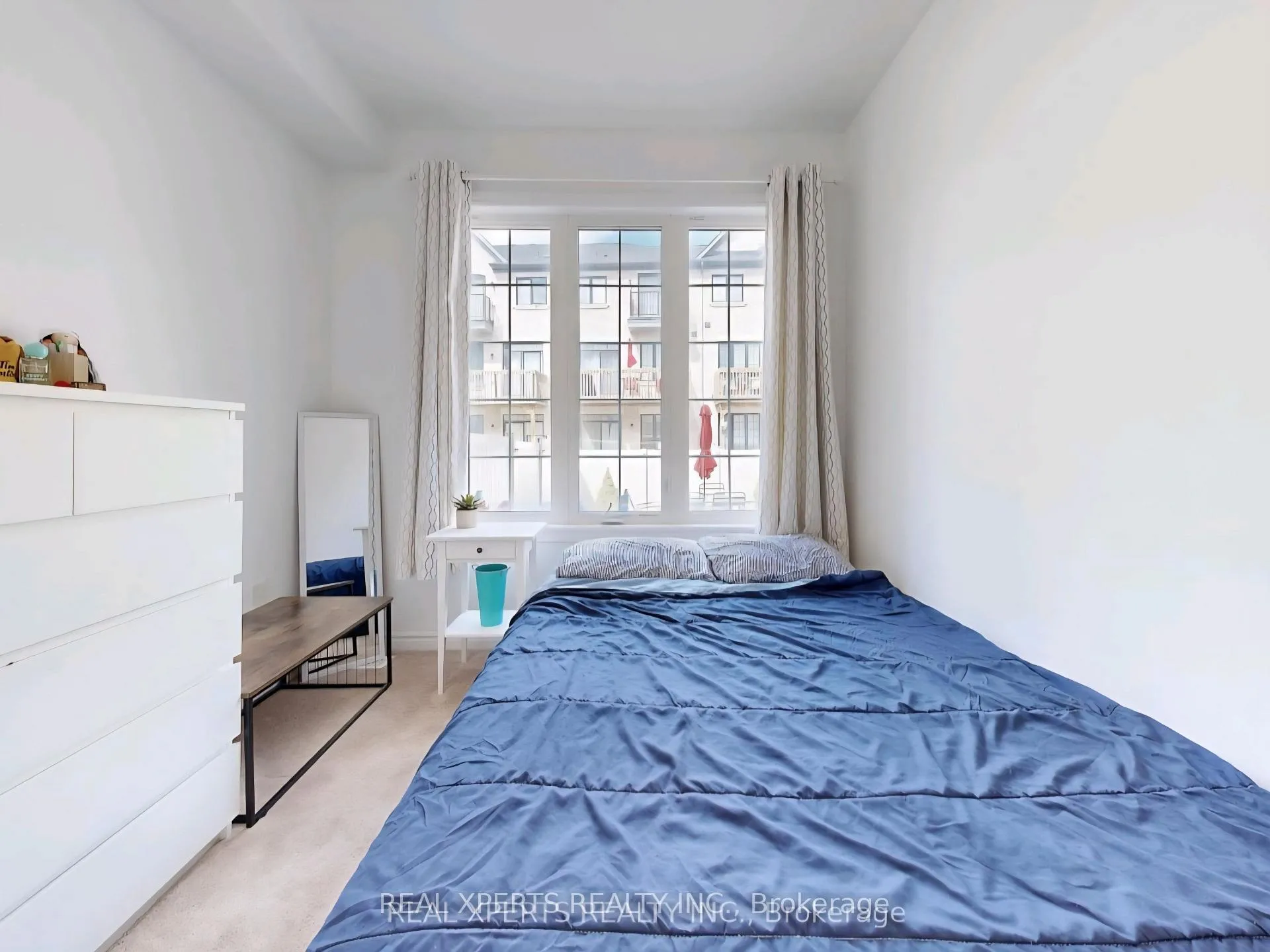 Photo 47 of 18 Farooq Boulevard, Vaughan, Vellore Village — HOMEH