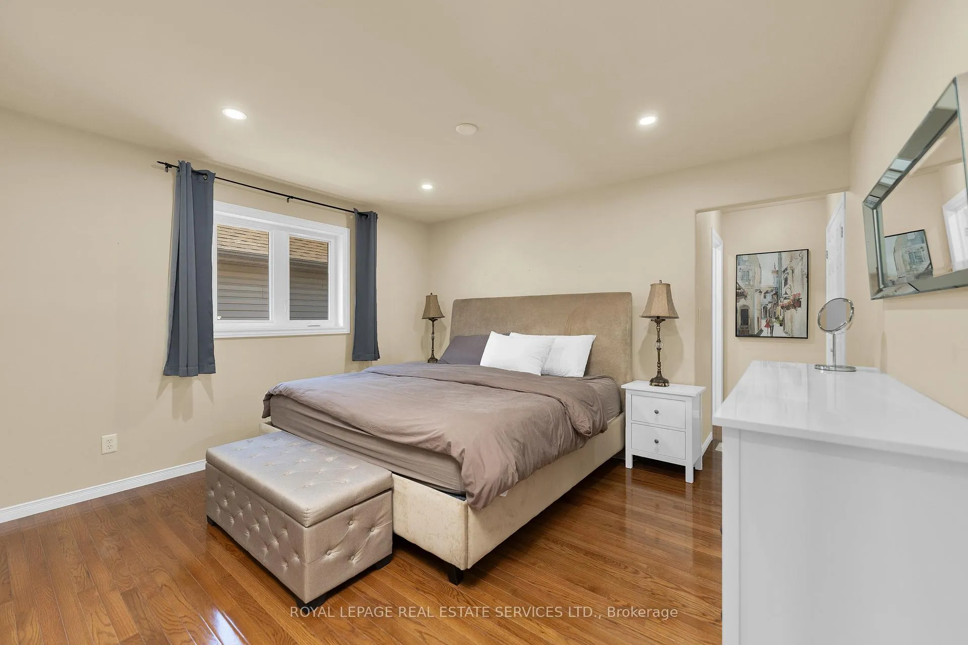 Photo 12 of 185 Amy Croft Drive, Lakeshore — HOMEH