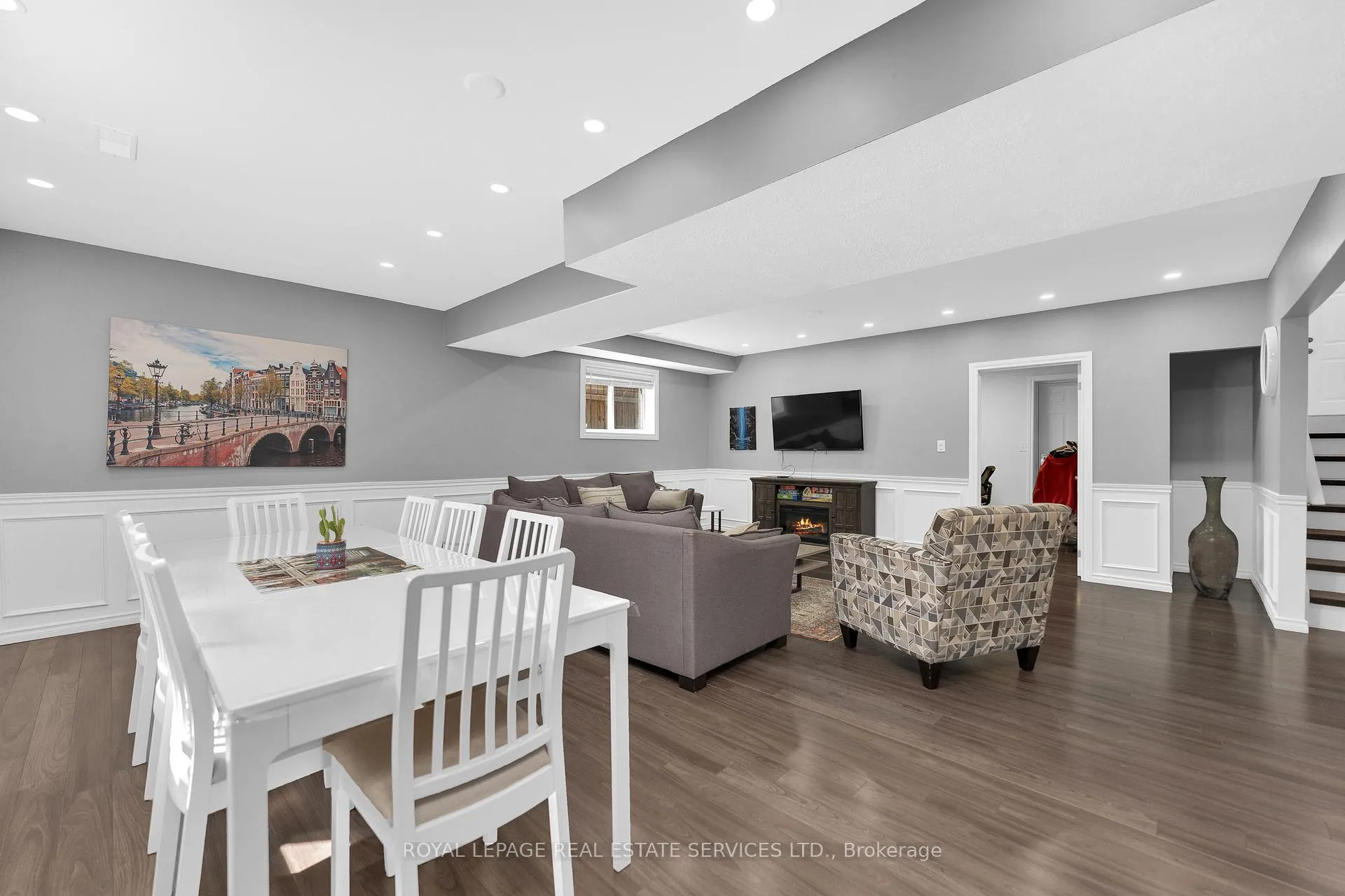 Photo 19 of 185 Amy Croft Drive, Lakeshore — HOMEH
