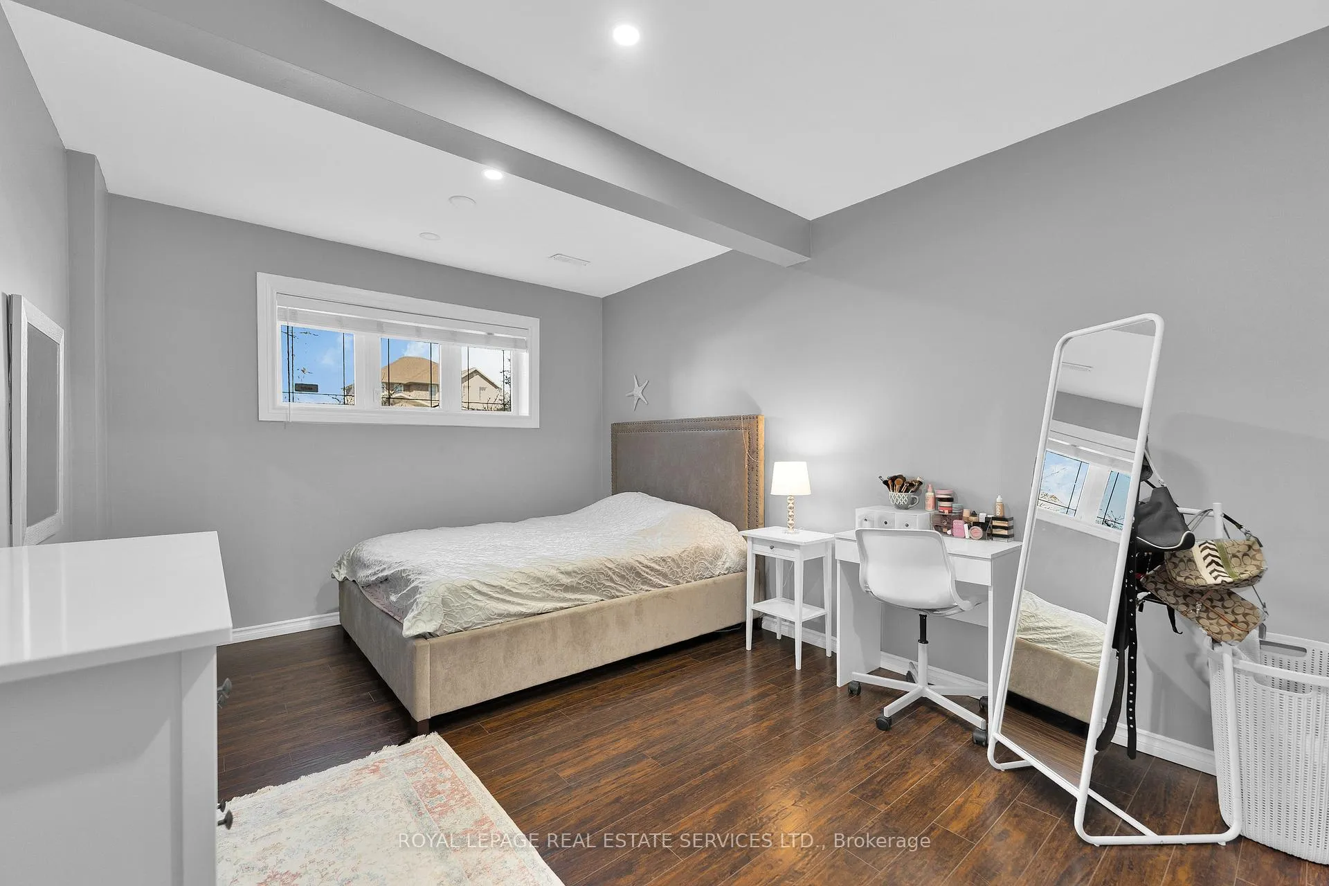 Photo 22 of 185 Amy Croft Drive, Lakeshore — HOMEH