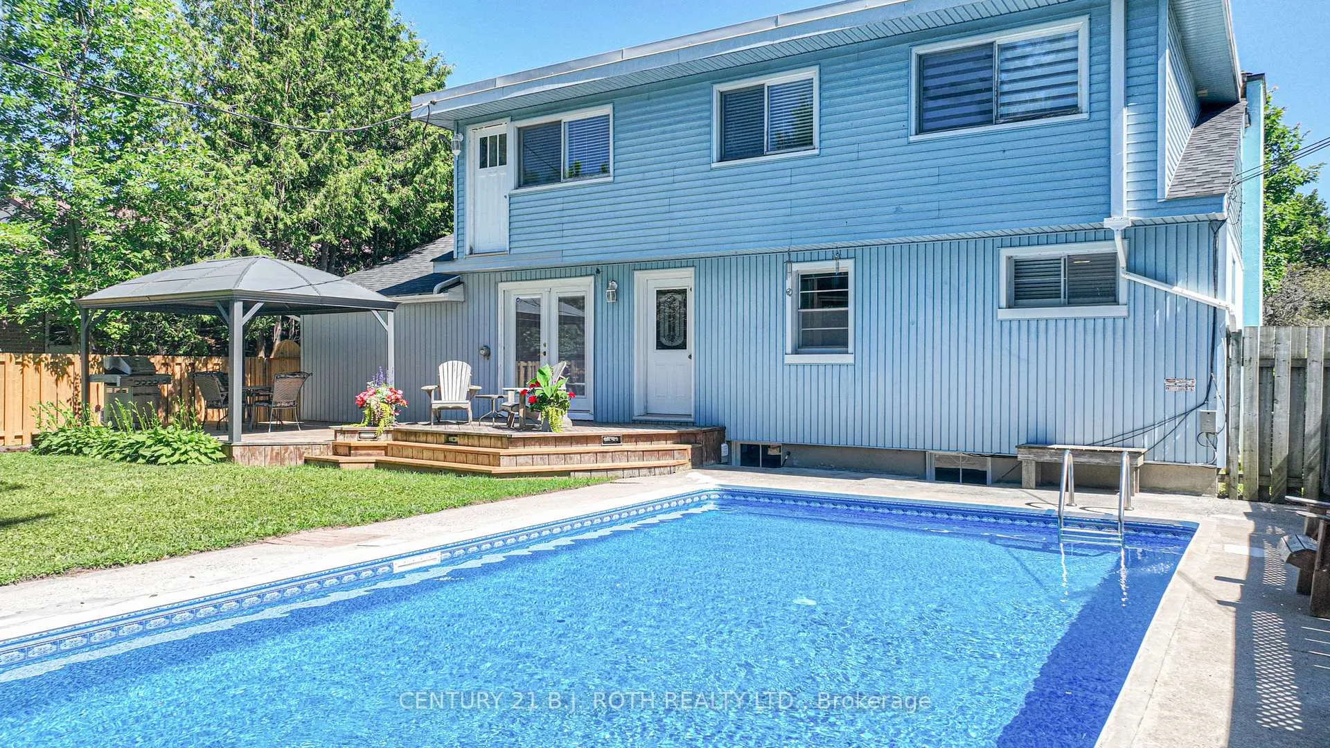 Photo 4 of 326 Crawford Street, Orillia — HOMEH