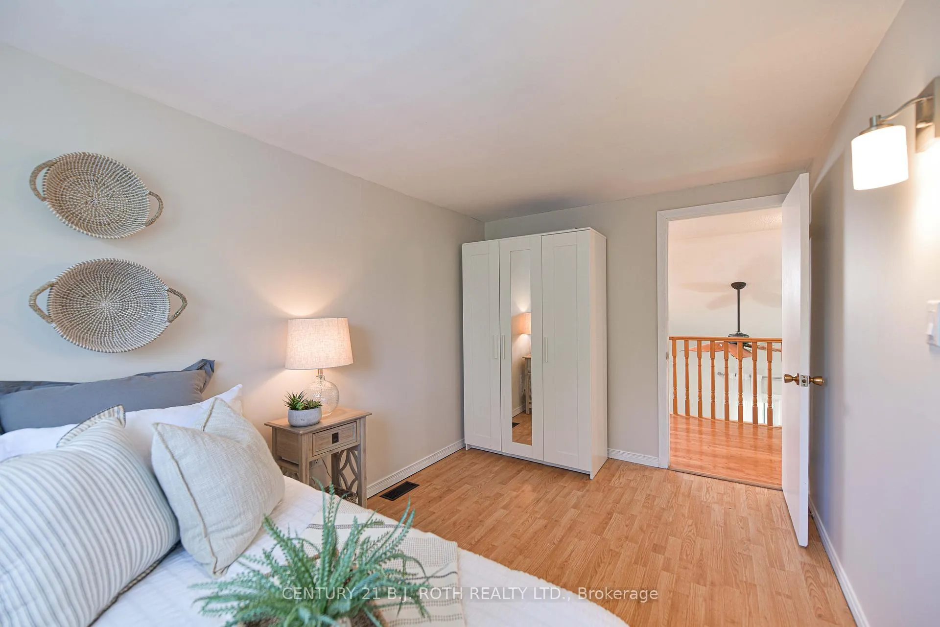 Photo 29 of 326 Crawford Street, Orillia — HOMEH