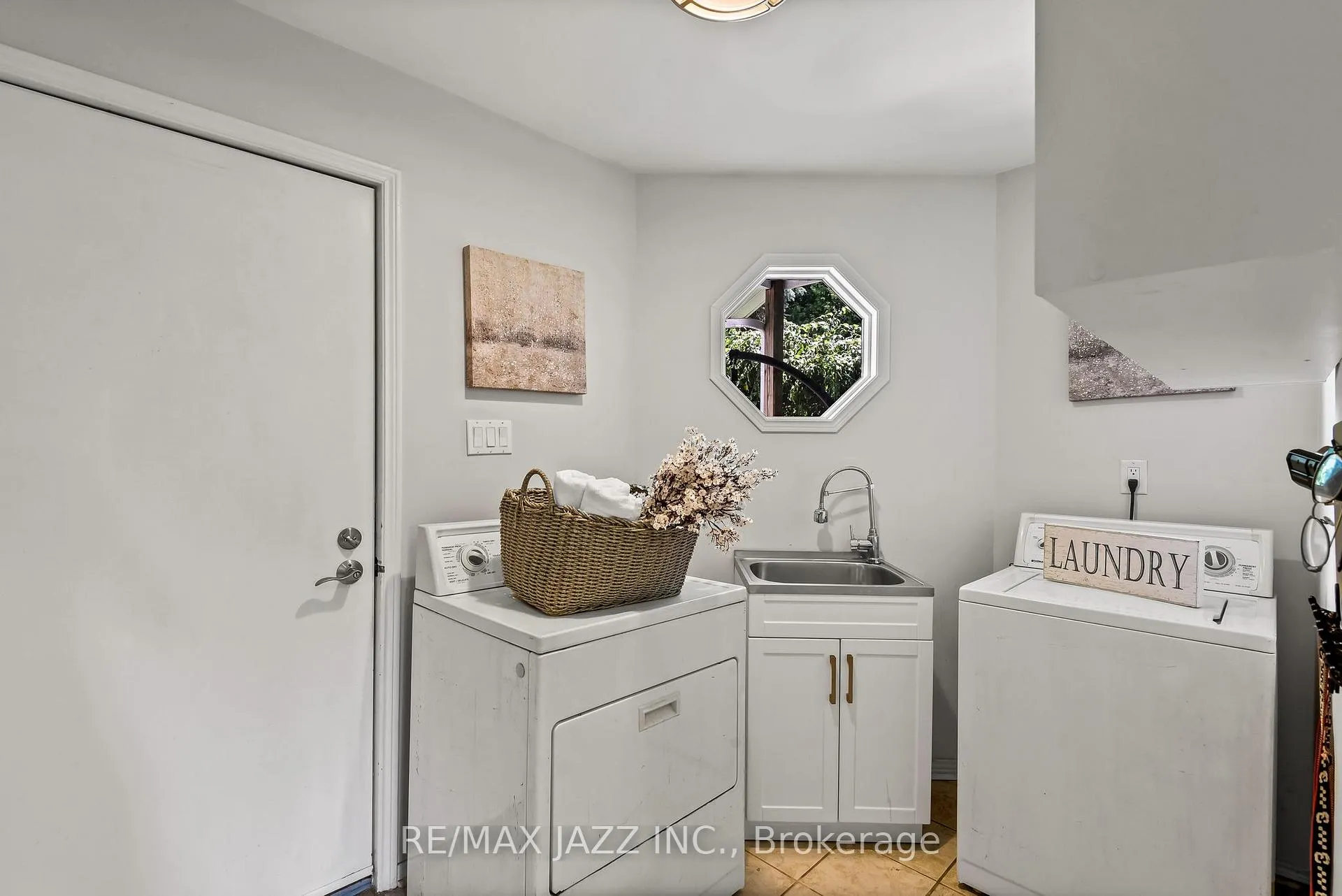 Photo 23 of 4534 Trulls Road, Clarington, Rural Clarington — HOMEH