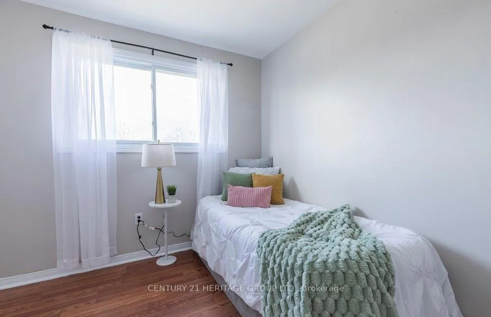 Photo 22 of 66 Seaton Place Drive, Hamilton, Stoney Creek — HOMEH