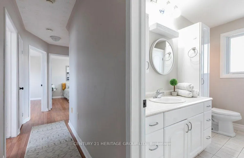 Photo 29 of 66 Seaton Place Drive, Hamilton, Stoney Creek — HOMEH