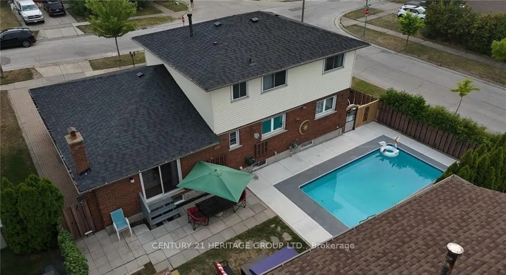 Photo 45 of 66 Seaton Place Drive, Hamilton, Stoney Creek — HOMEH