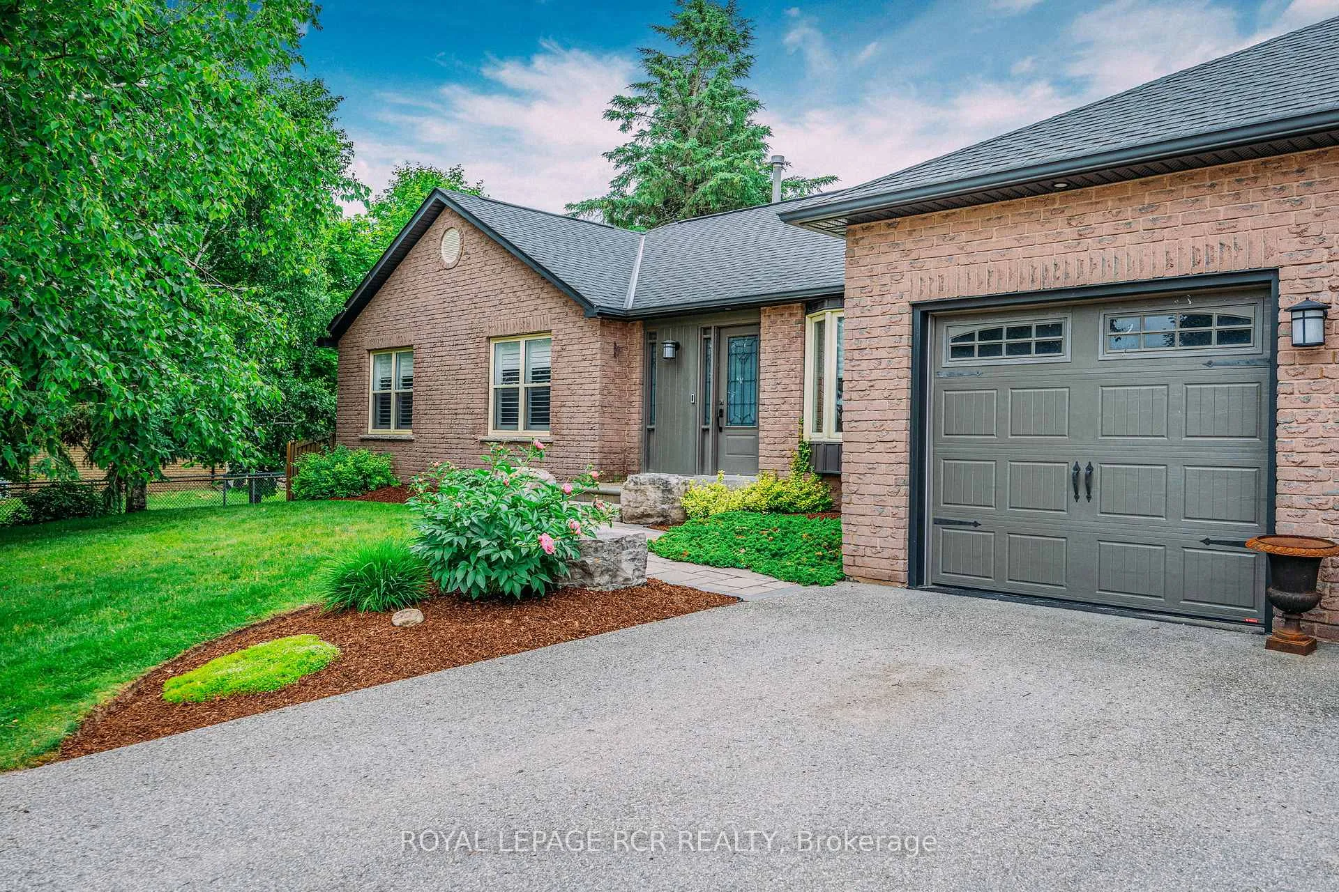 Photo 3 of 35 Hawthorne Road, Mono, Rural Mono — HOMEH