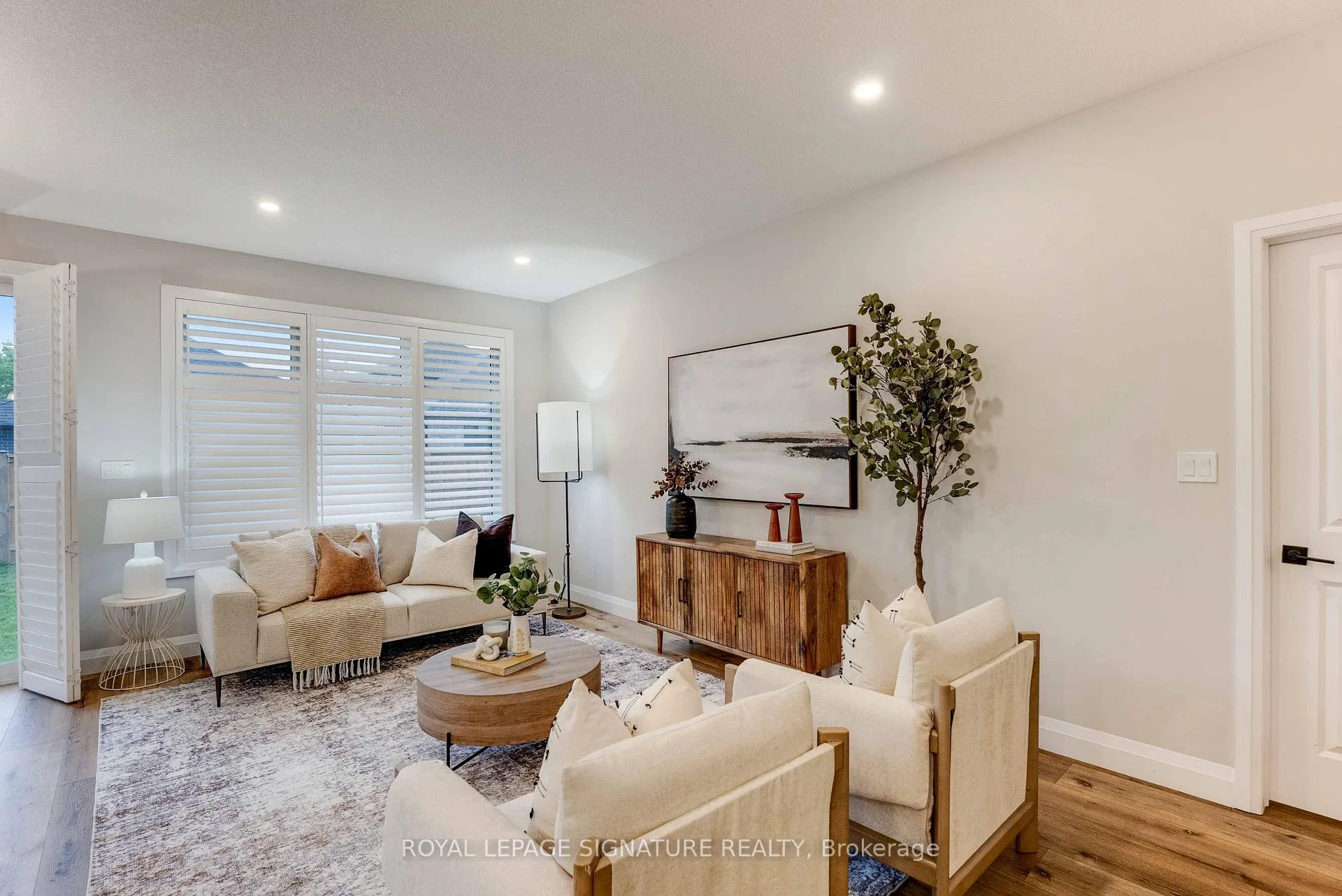 Photo 7 of 46 Wenger Road, Woolwich, Breslau — HOMEH