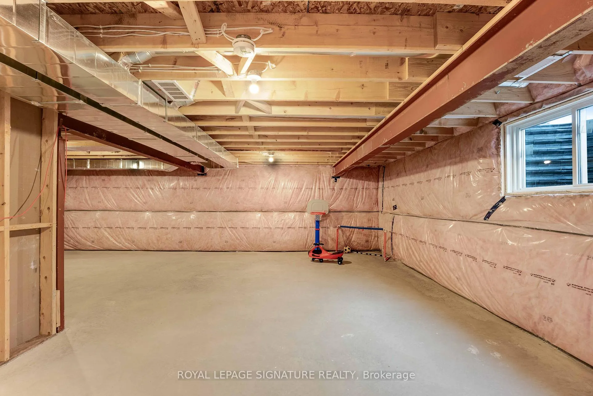 Photo 33 of 46 Wenger Road, Woolwich, Breslau — HOMEH
