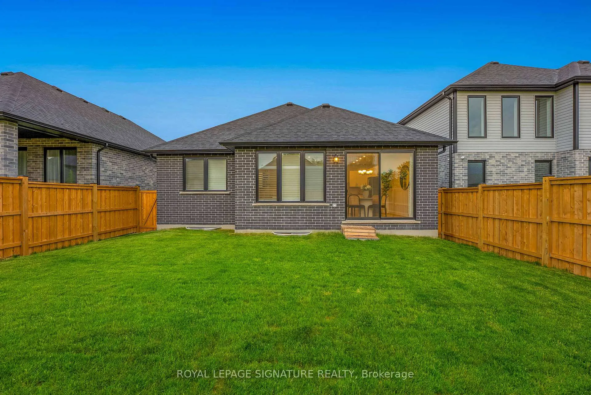 Photo 36 of 46 Wenger Road, Woolwich, Breslau — HOMEH