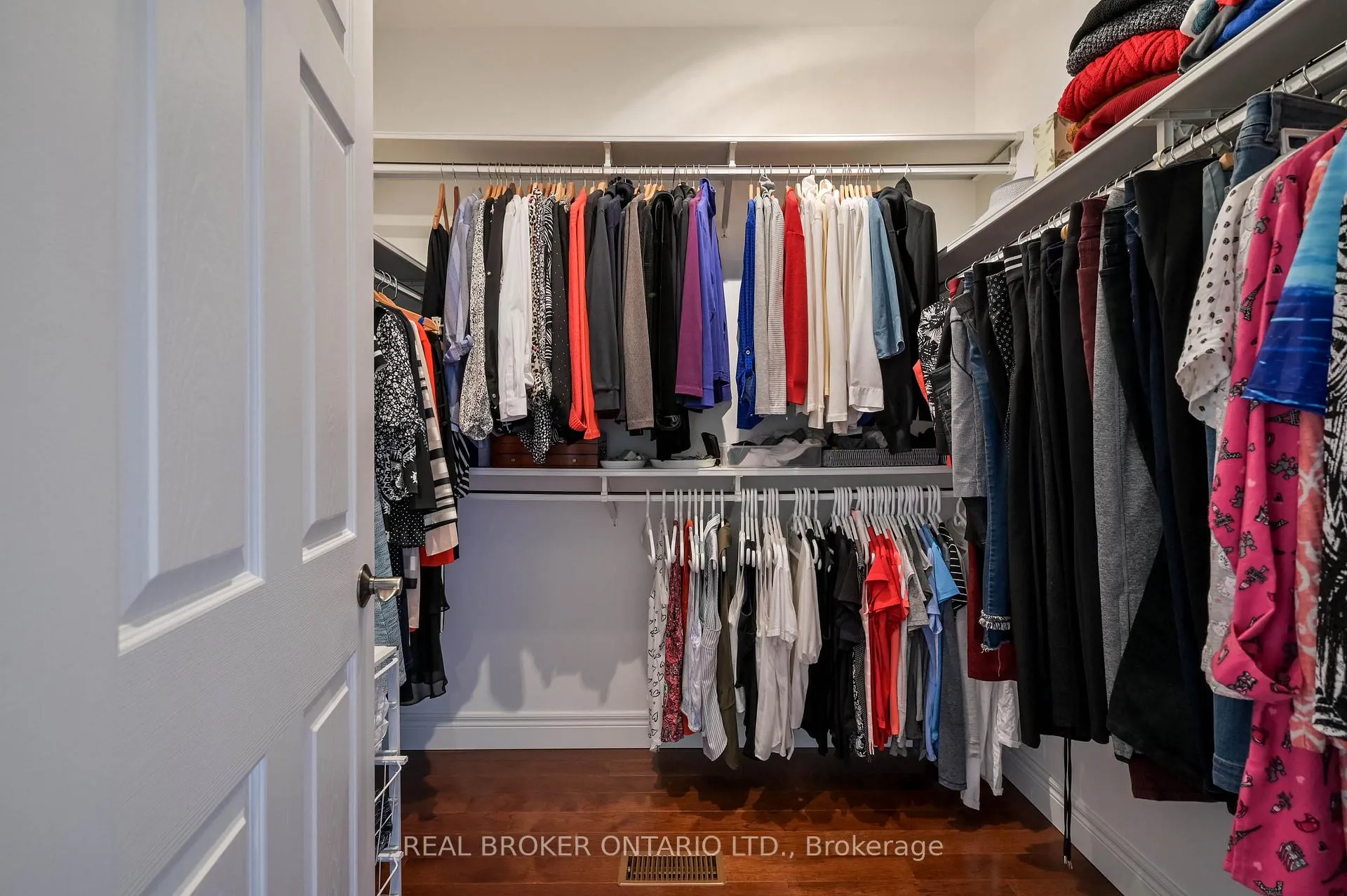Photo 19 of 22 Black Maple Crescent, Kitchener — HOMEH