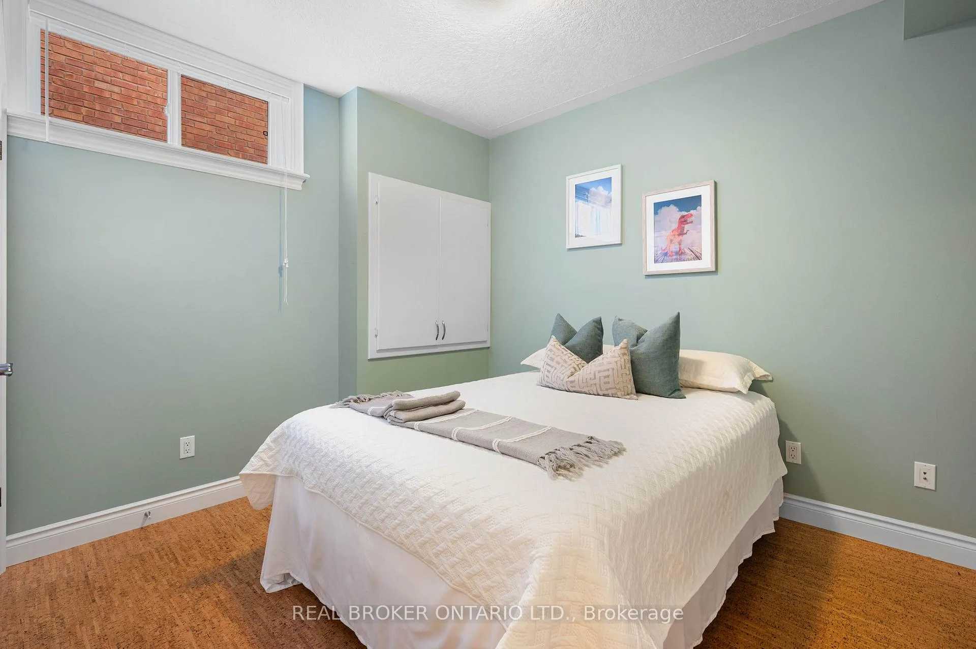 Photo 34 of 22 Black Maple Crescent, Kitchener — HOMEH