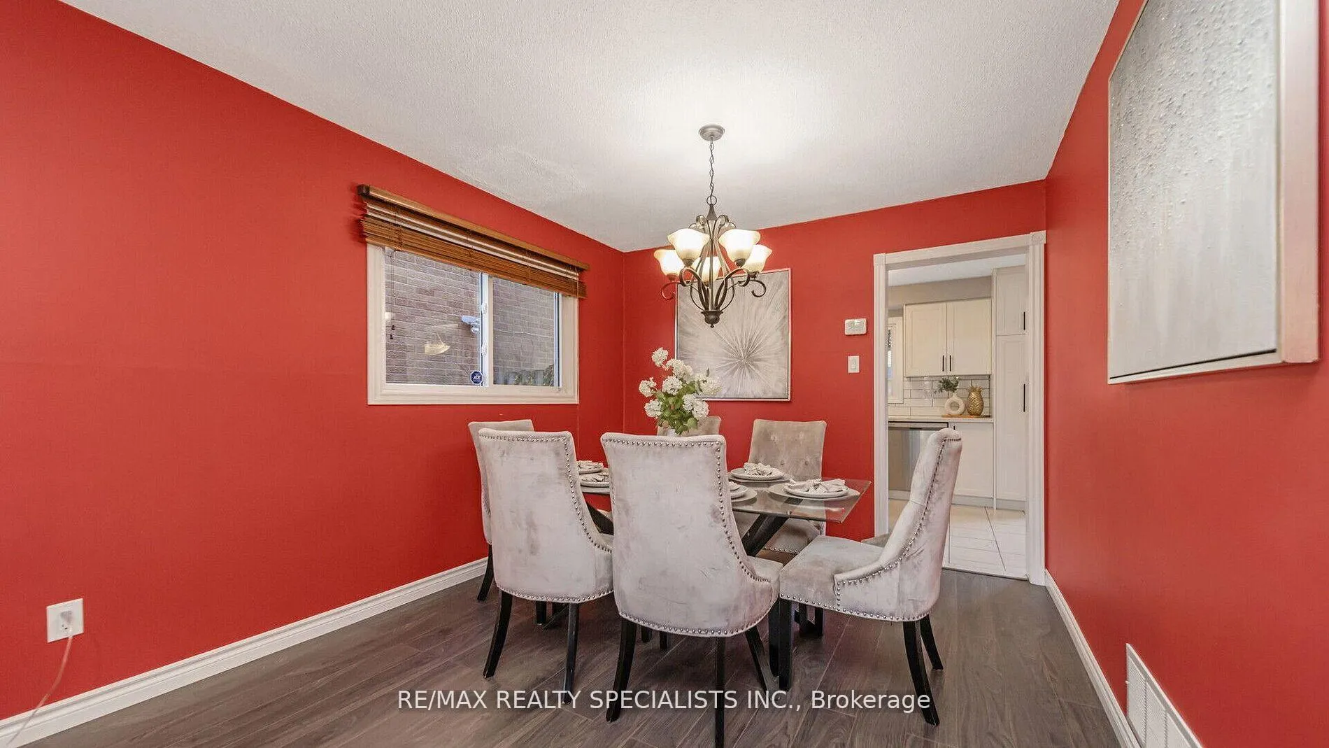 Photo 15 of 12 Willowcrest Court, Brampton, Bram West — HOMEH