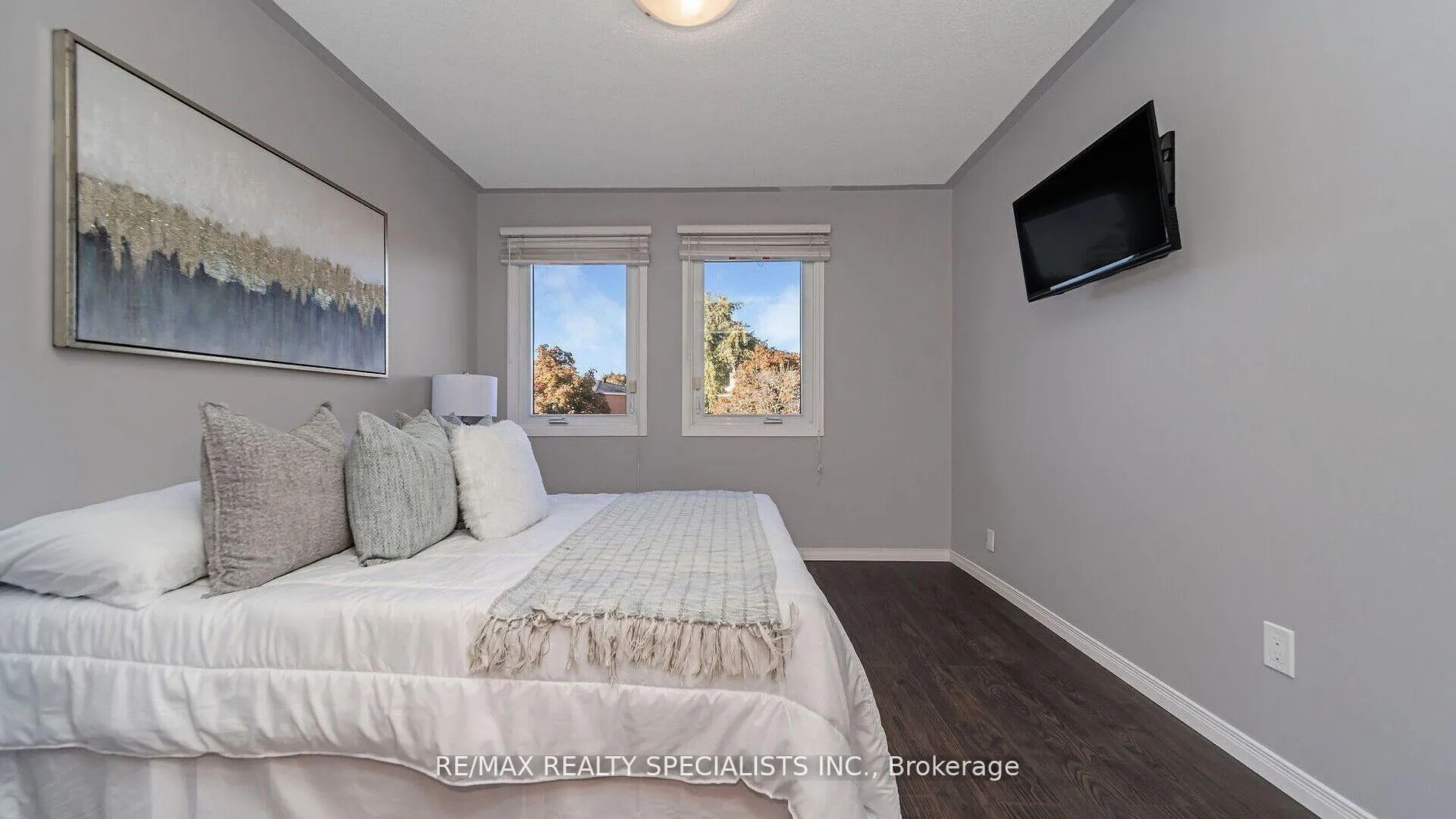 Photo 32 of 12 Willowcrest Court, Brampton, Bram West — HOMEH