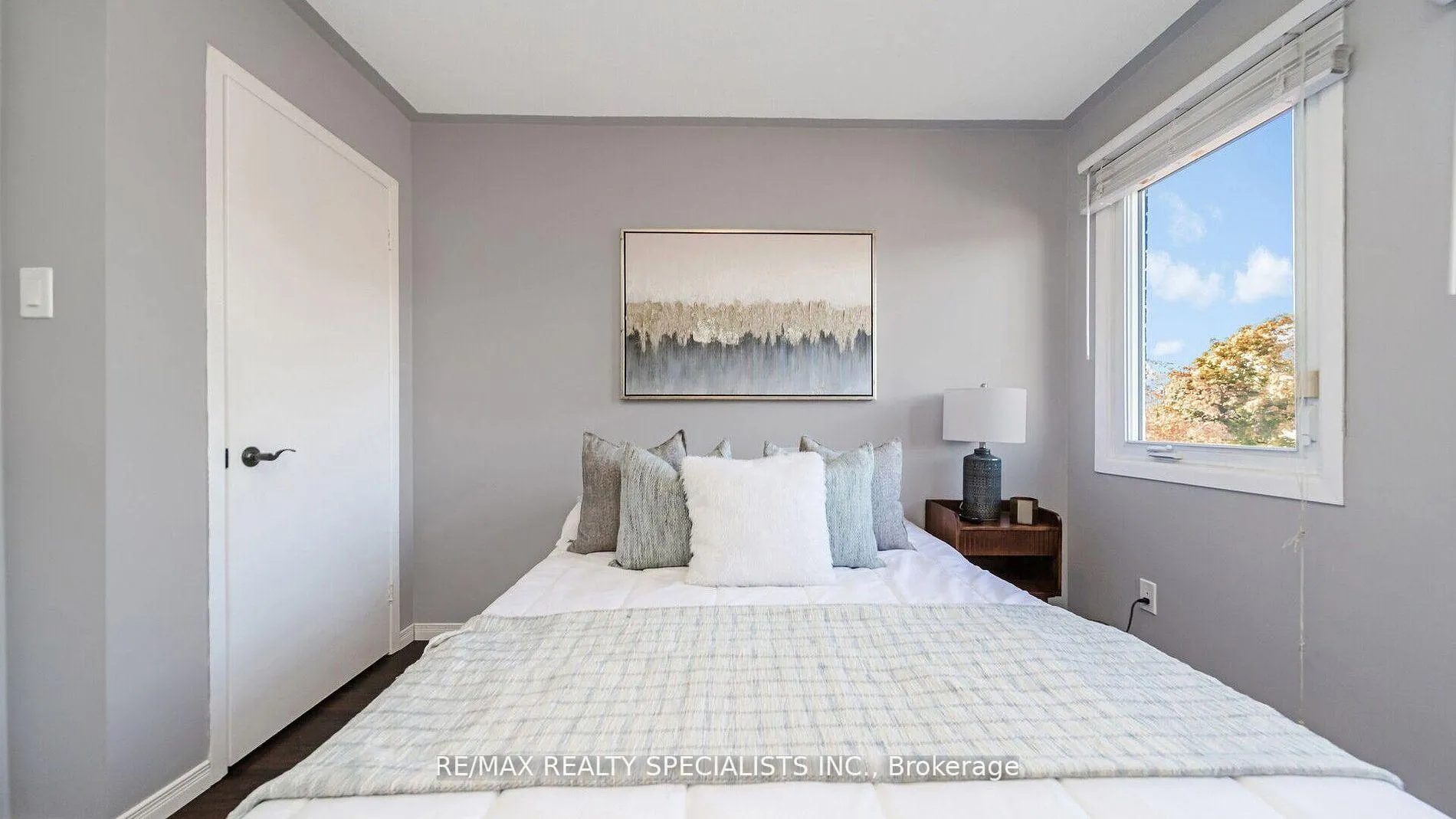 Photo 33 of 12 Willowcrest Court, Brampton, Bram West — HOMEH