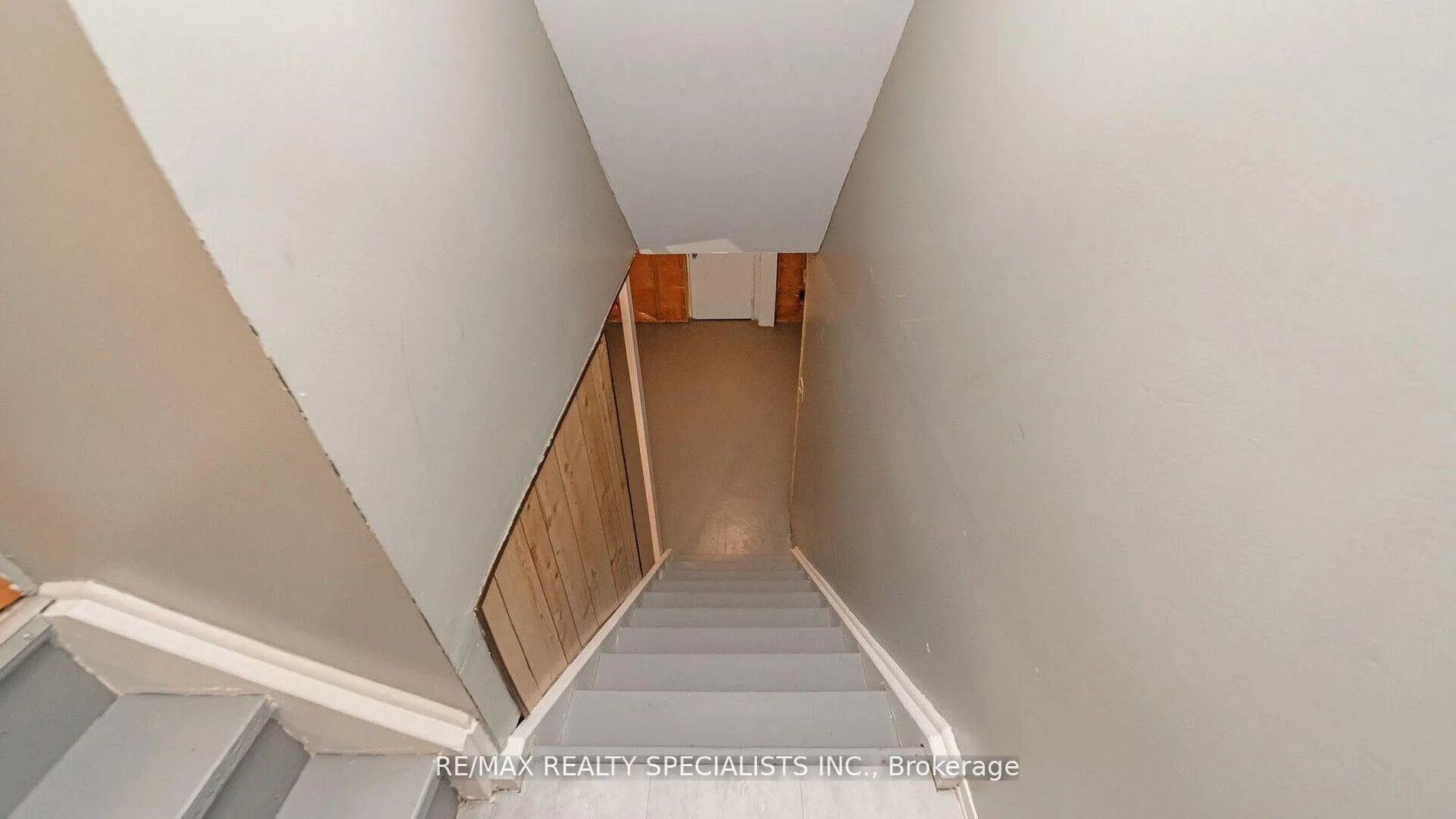Photo 39 of 12 Willowcrest Court, Brampton, Bram West — HOMEH
