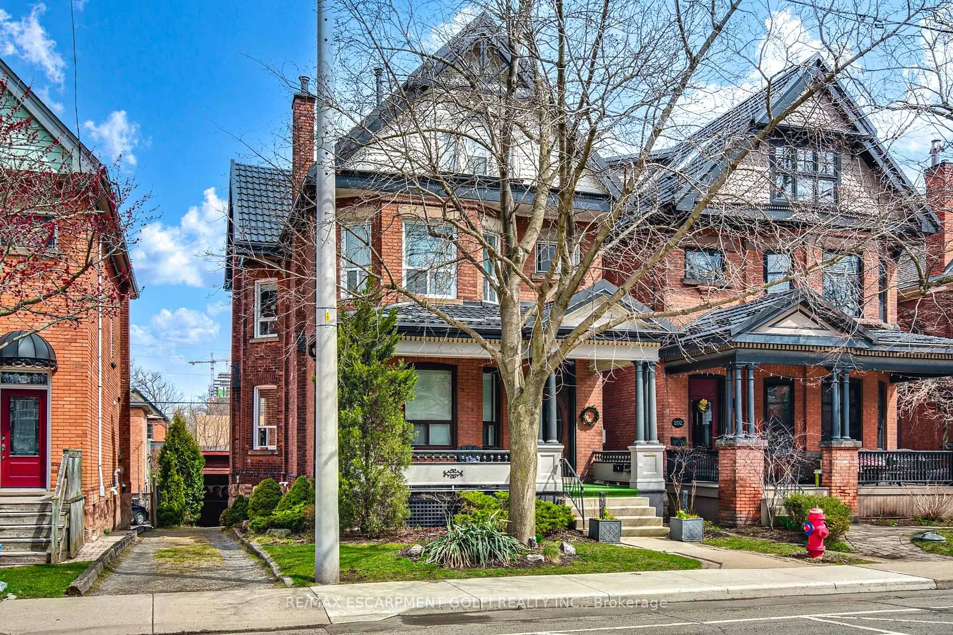 Photo 2 of 204 Herkimer Street, Hamilton, Kirkendall — HOMEH