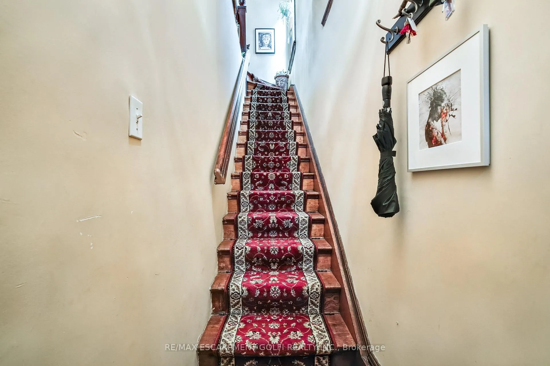 Photo 14 of 204 Herkimer Street, Hamilton, Kirkendall — HOMEH
