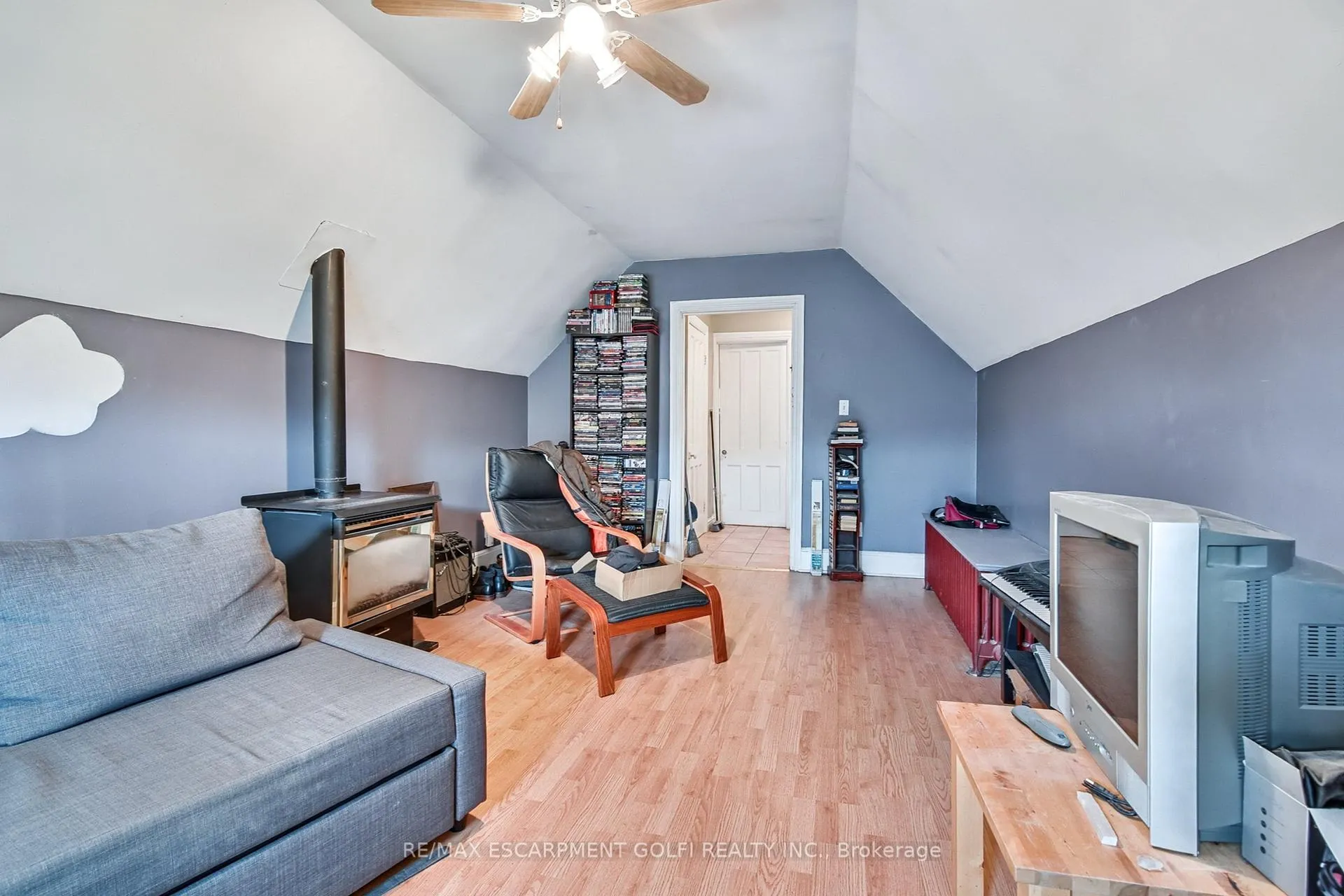Photo 25 of 204 Herkimer Street, Hamilton, Kirkendall — HOMEH