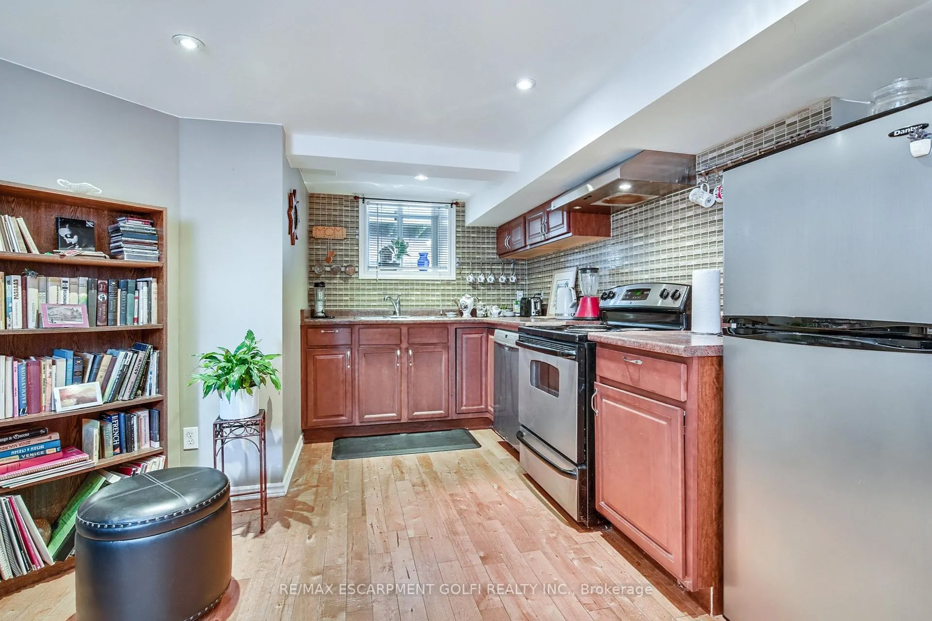 Photo 30 of 204 Herkimer Street, Hamilton, Kirkendall — HOMEH
