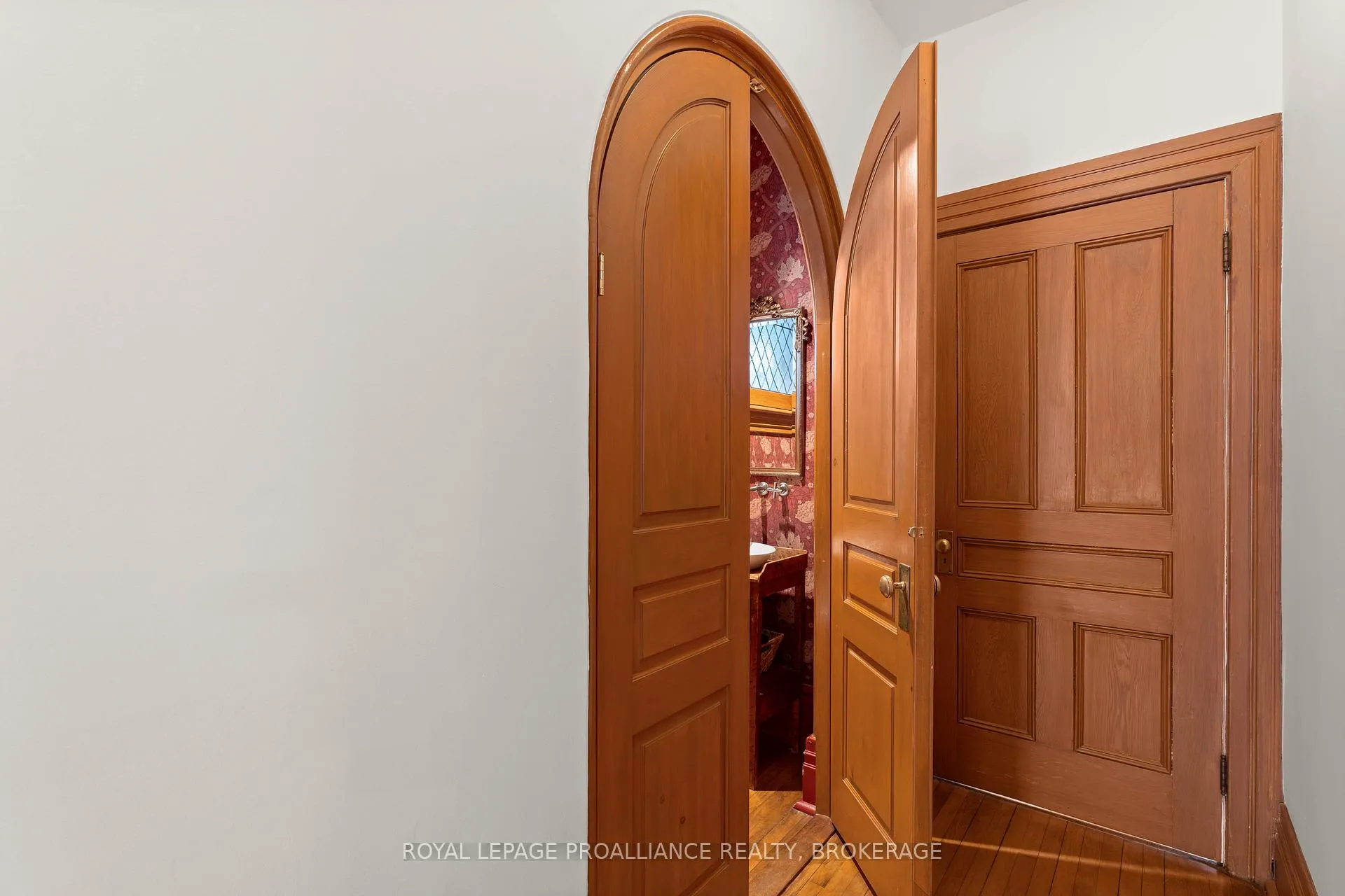 Photo 7 of 105 Lower Union Street, Kingston, Central City East — HOMEH