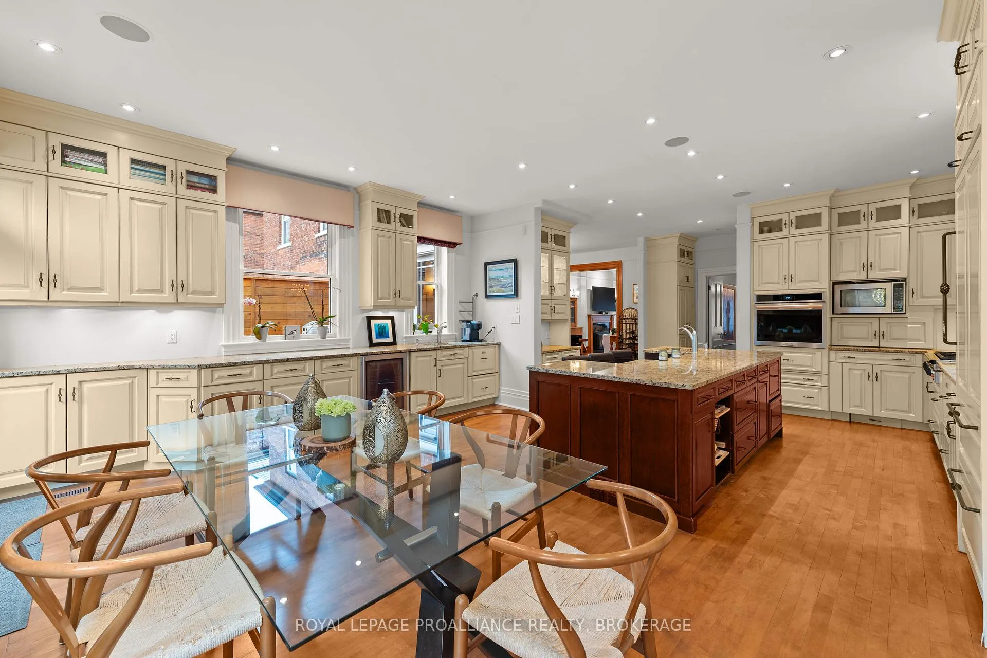 Photo 19 of 105 Lower Union Street, Kingston, Central City East — HOMEH